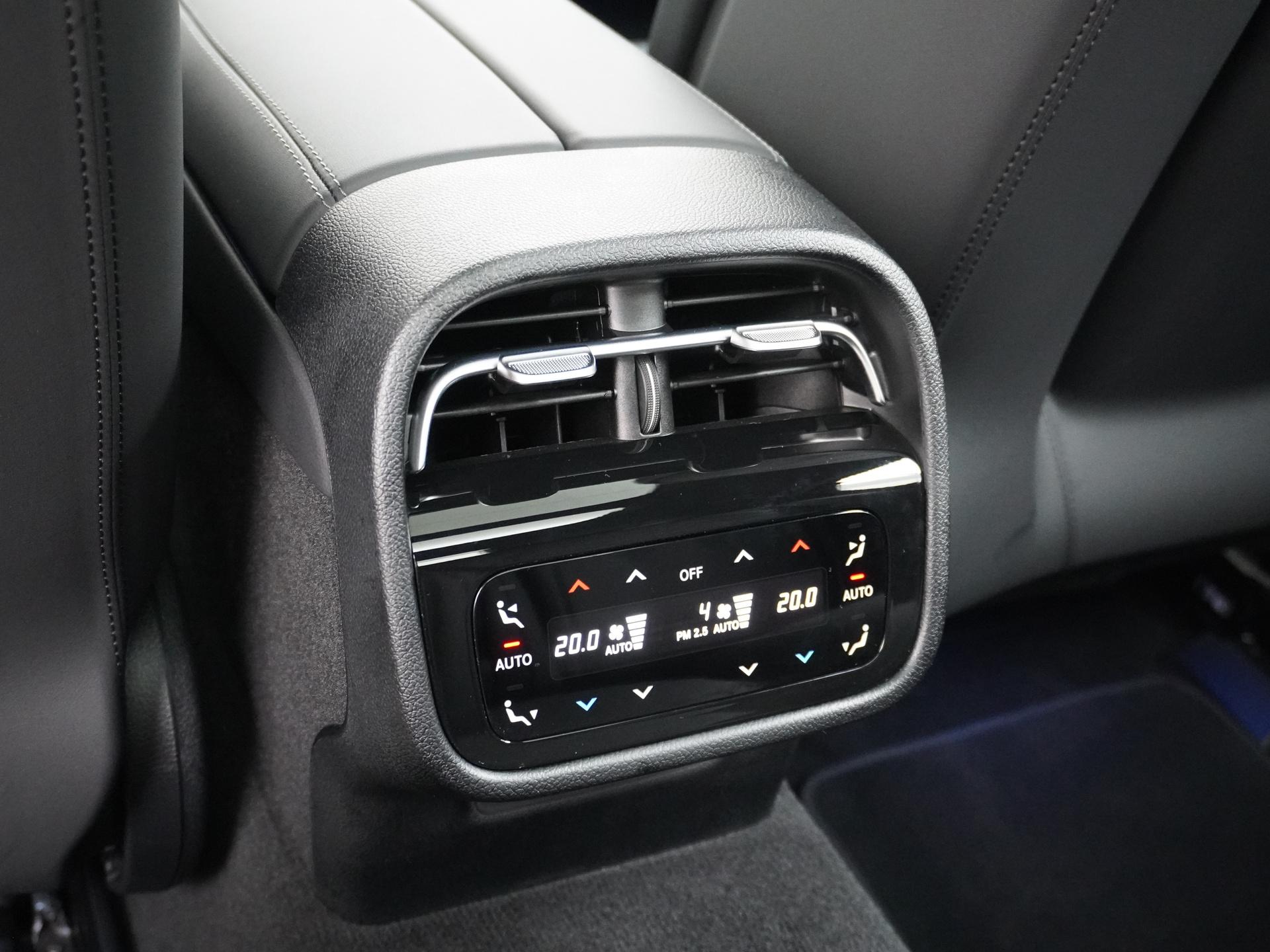 Mercedes-Benz E-Klasse AMG 53 4MATIC+ Night Edition 10