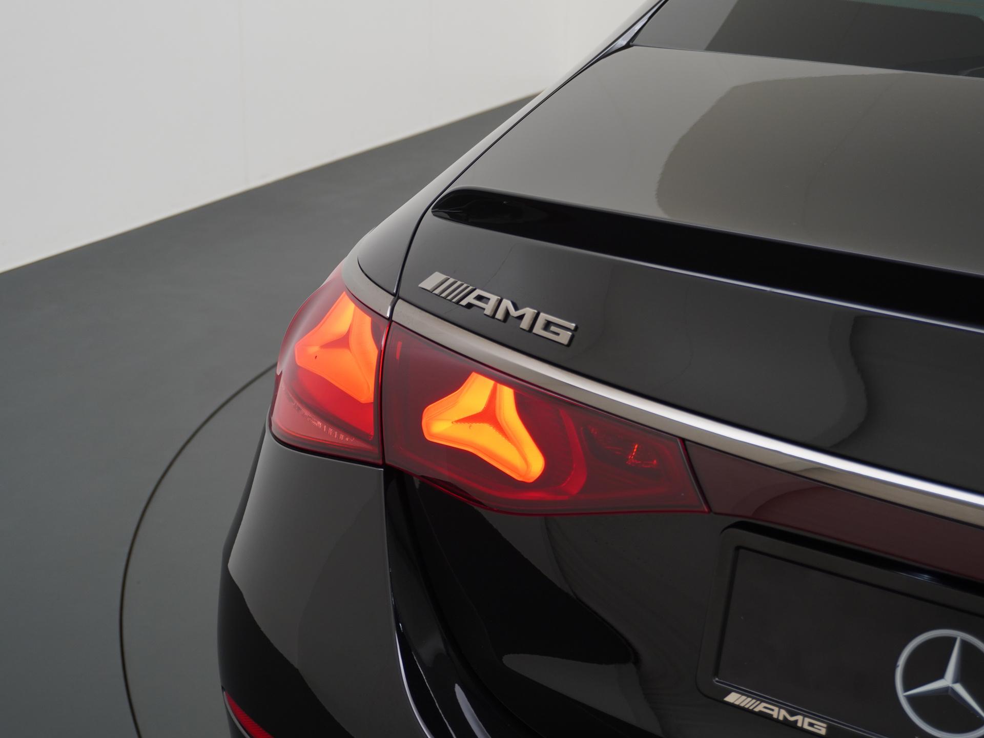 Mercedes-Benz E-Klasse AMG 53 4MATIC+ Night Edition 19