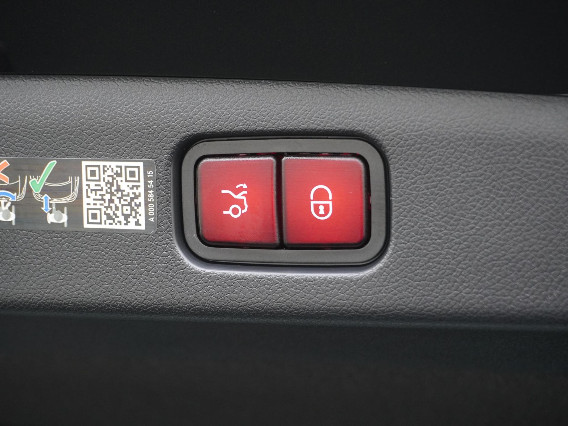 Mercedes-Benz E-Klasse AMG 53 4MATIC+ Night Edition 22