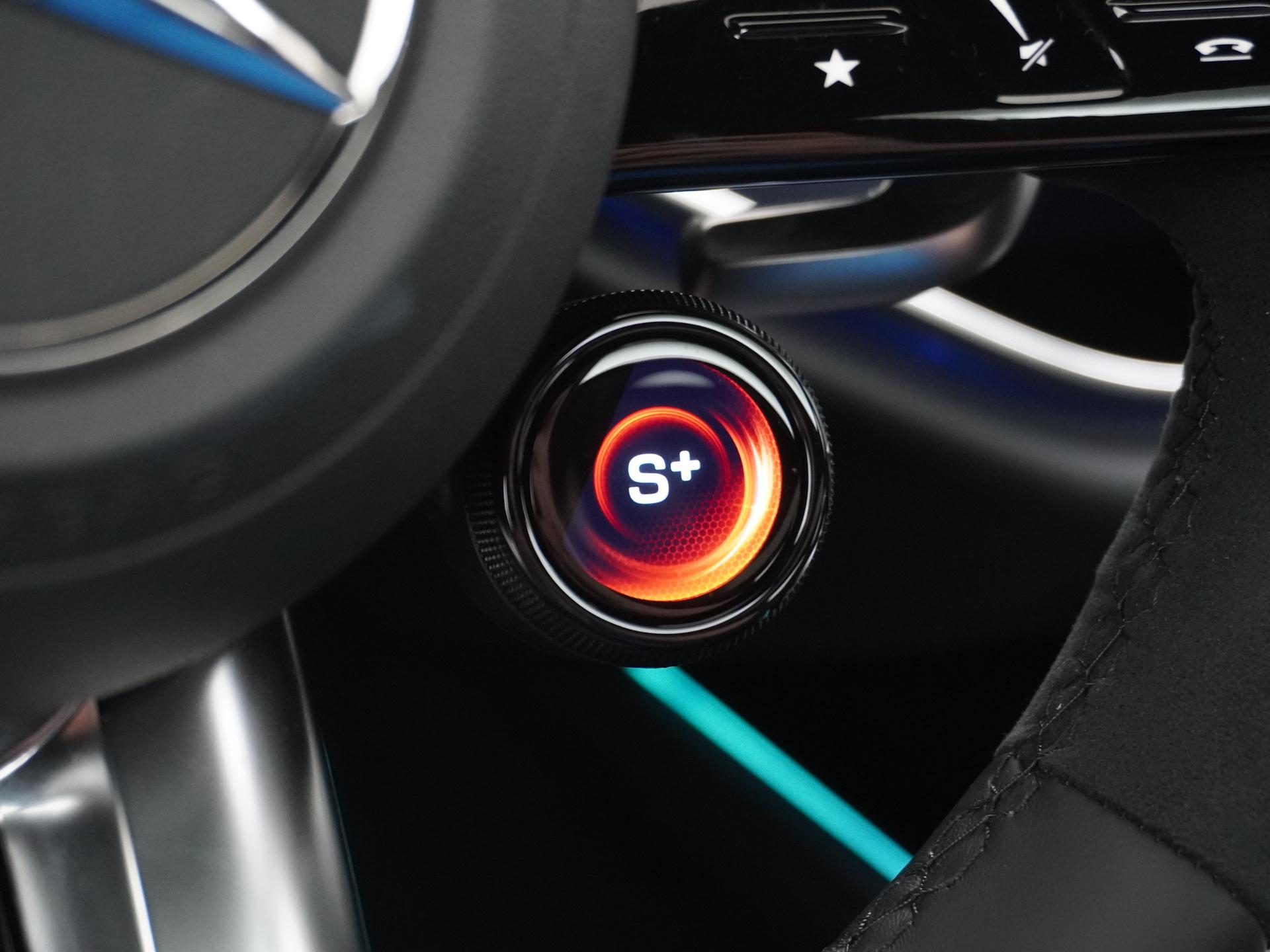 Mercedes-Benz E-Klasse AMG 53 4MATIC+ Night Edition 35