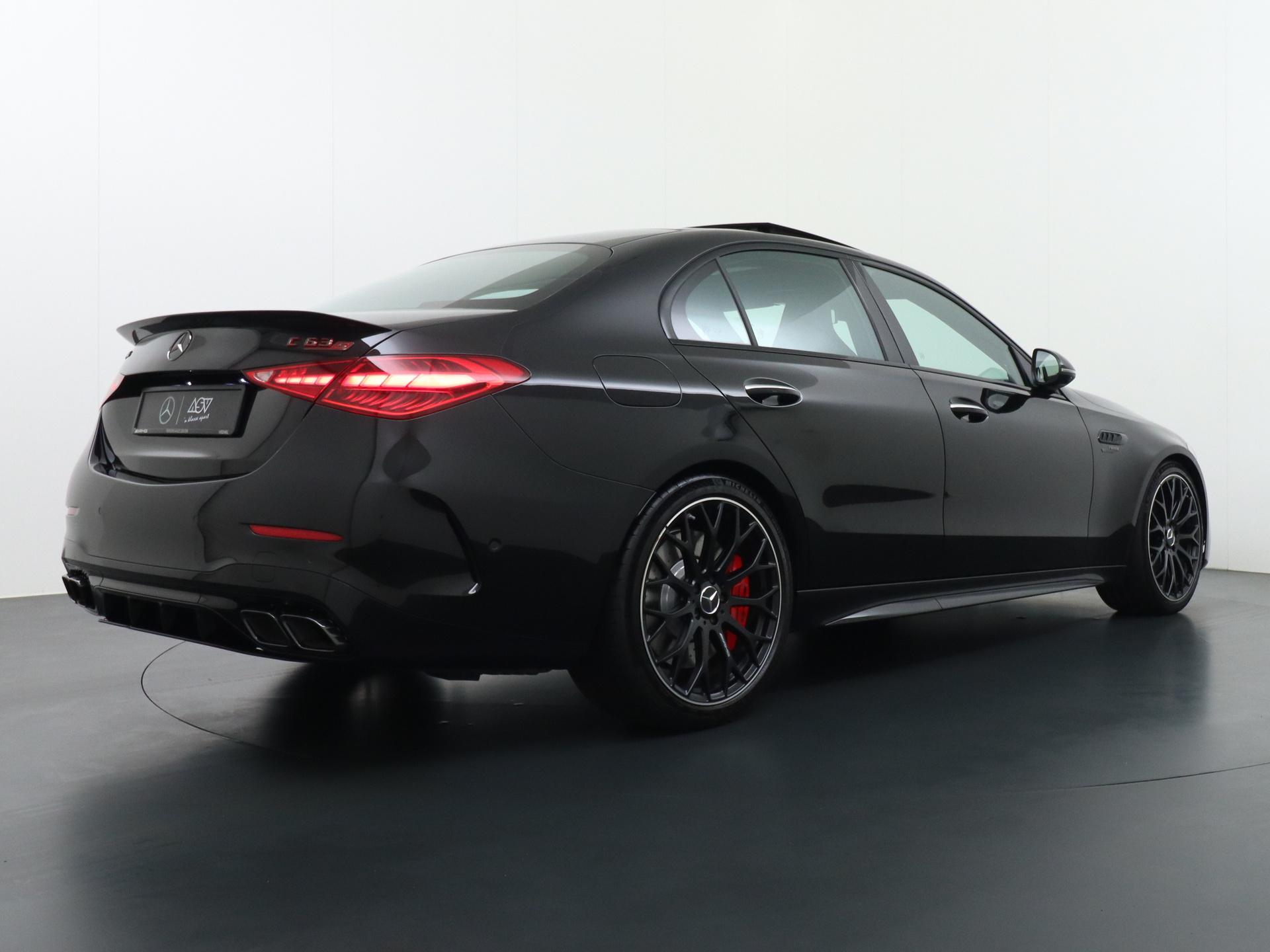 Mercedes-Benz C-Klasse AMG 63 S E Performance 4MATIC+ 11