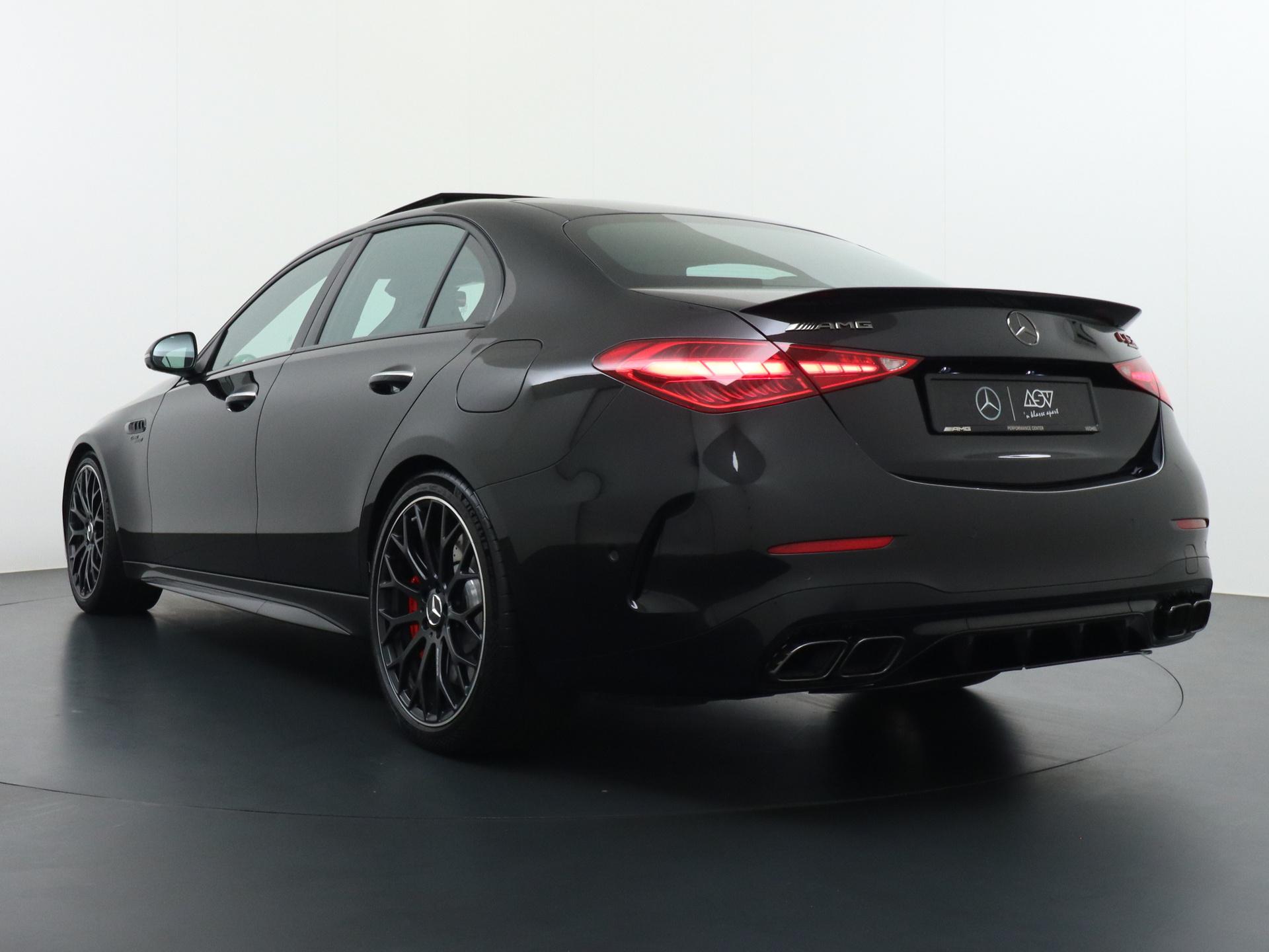 Mercedes-Benz C-Klasse AMG 63 S E Performance 4MATIC+ 2