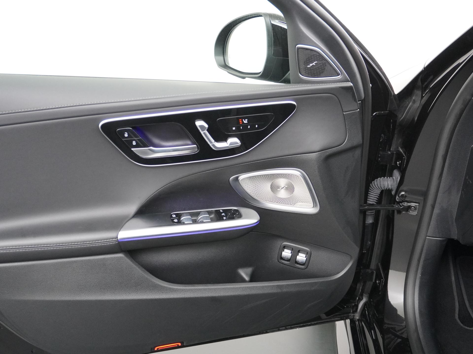 Mercedes-Benz C-Klasse AMG 63 S E Performance 4MATIC+ 23