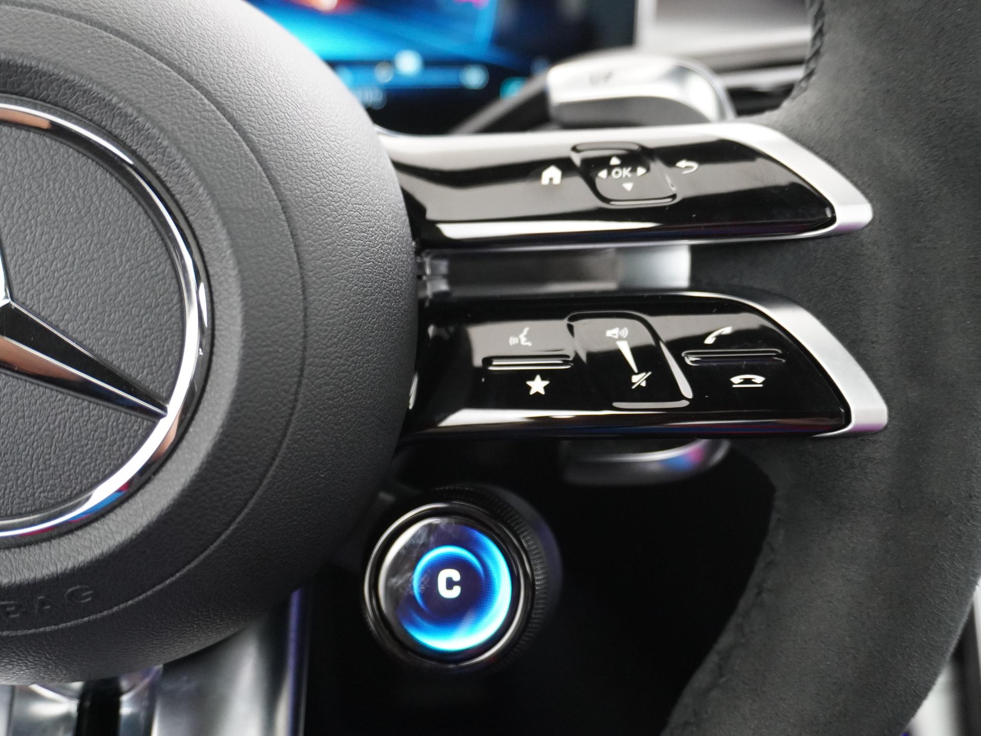 Mercedes-Benz C-Klasse AMG 63 S E Performance 4MATIC+ 33