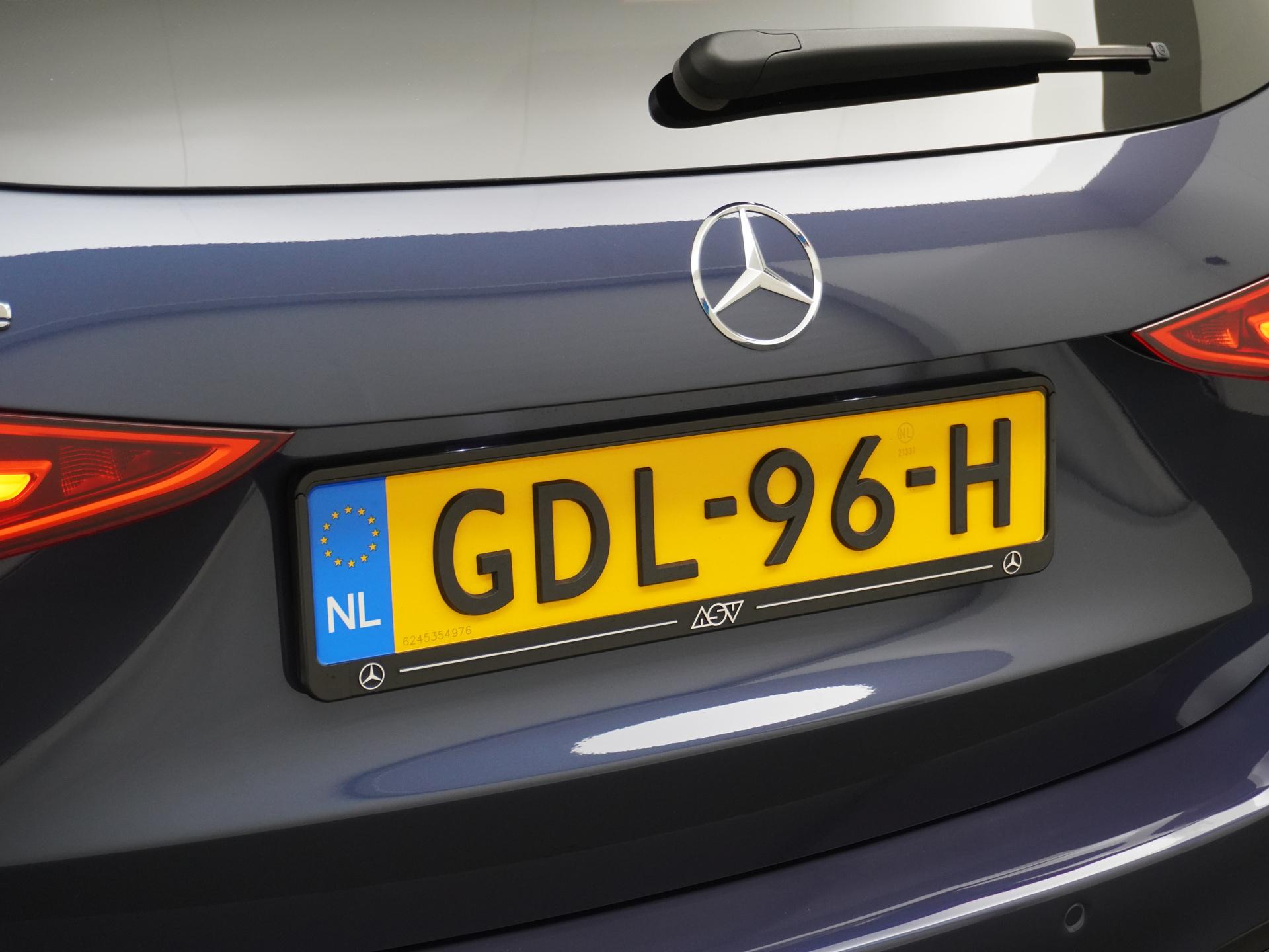 Mercedes-Benz C-Klasse Estate 300 e AMG Star Edition 16