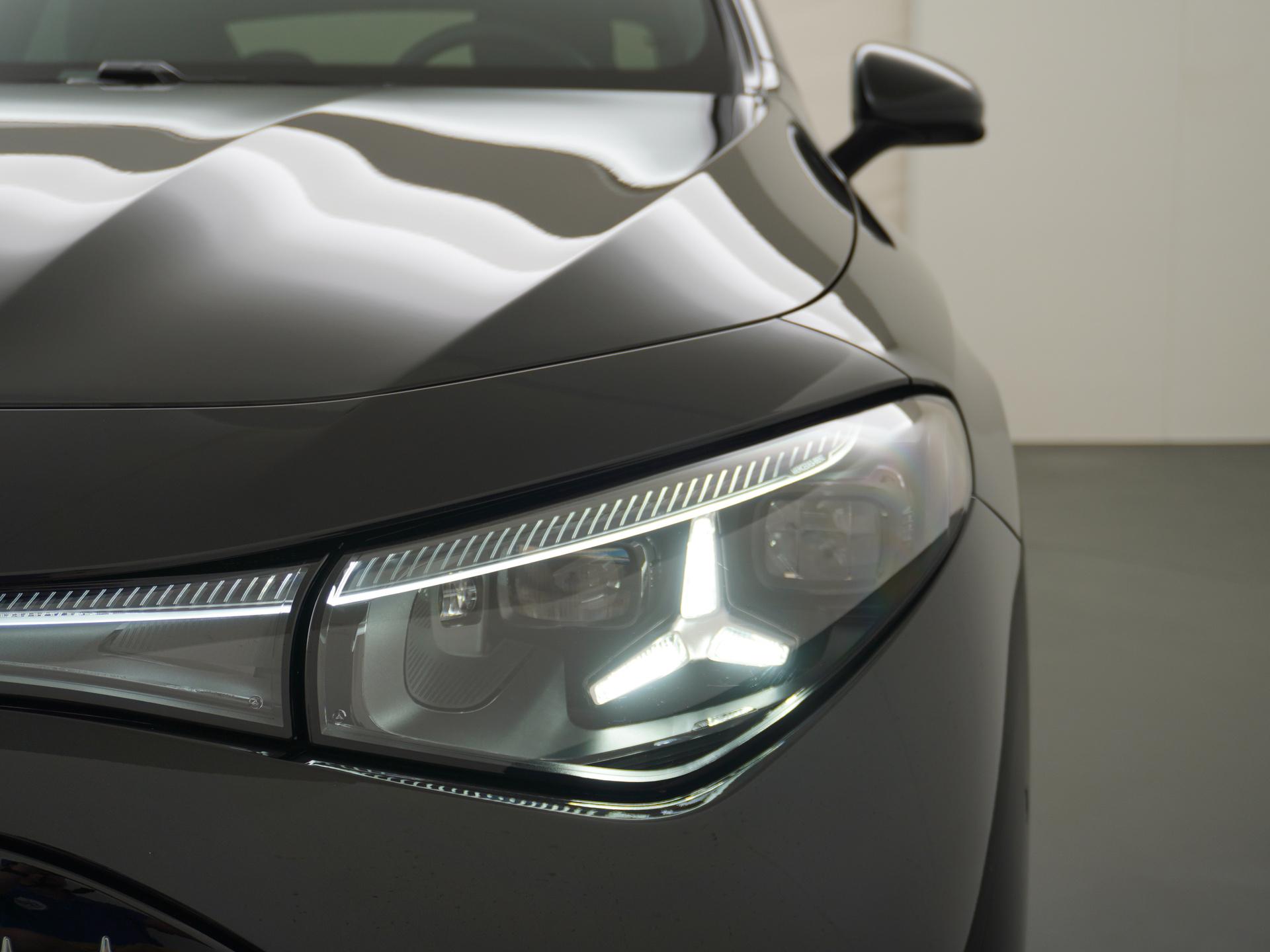 Mercedes-Benz CLA-Klasse 250+ Launch Edition 85 kWh Accu 14