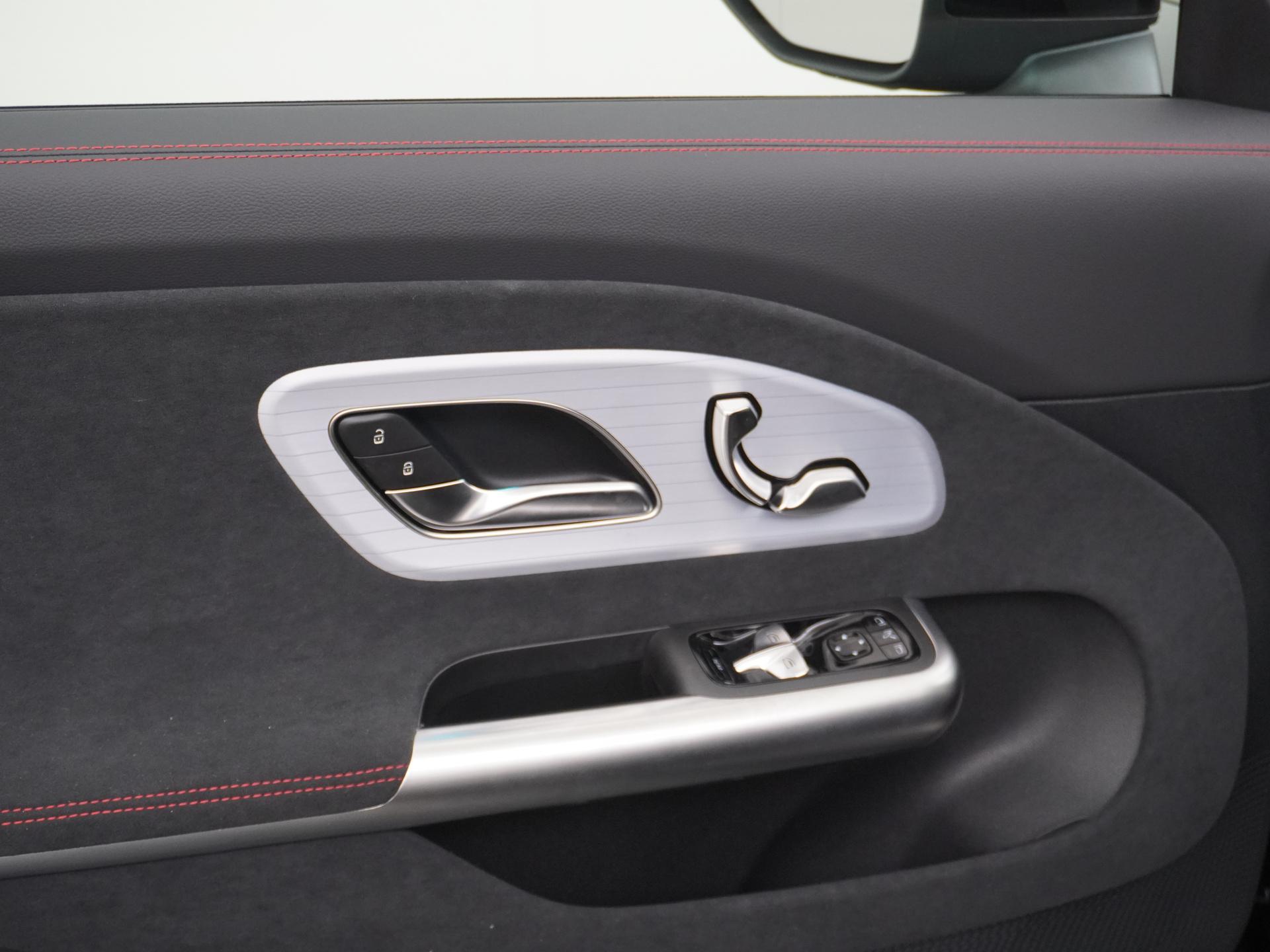 Mercedes-Benz CLA-Klasse 250+ Launch Edition 85 kWh Accu 16