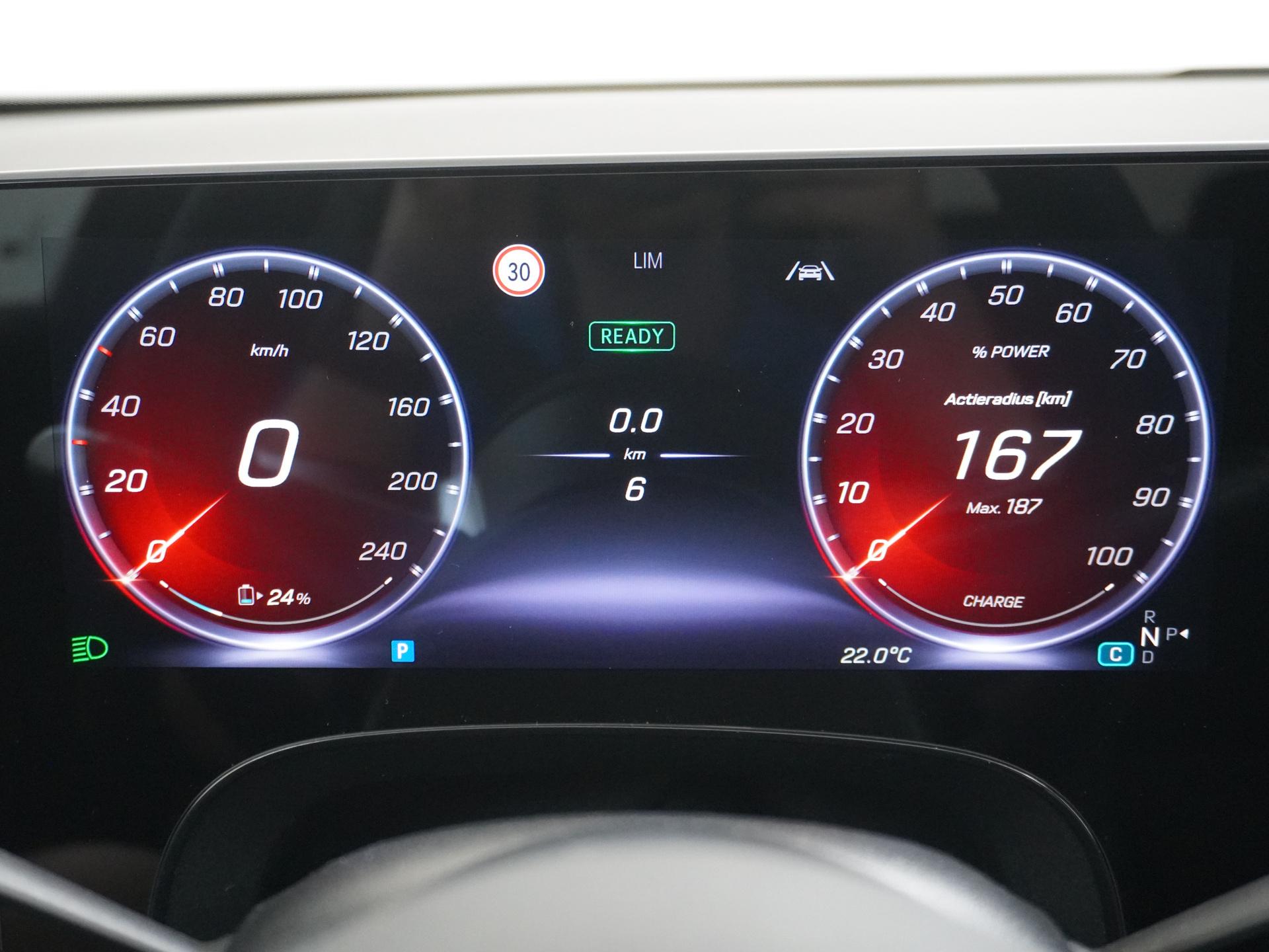 Mercedes-Benz CLA-Klasse 250+ Launch Edition 85 kWh Accu 31