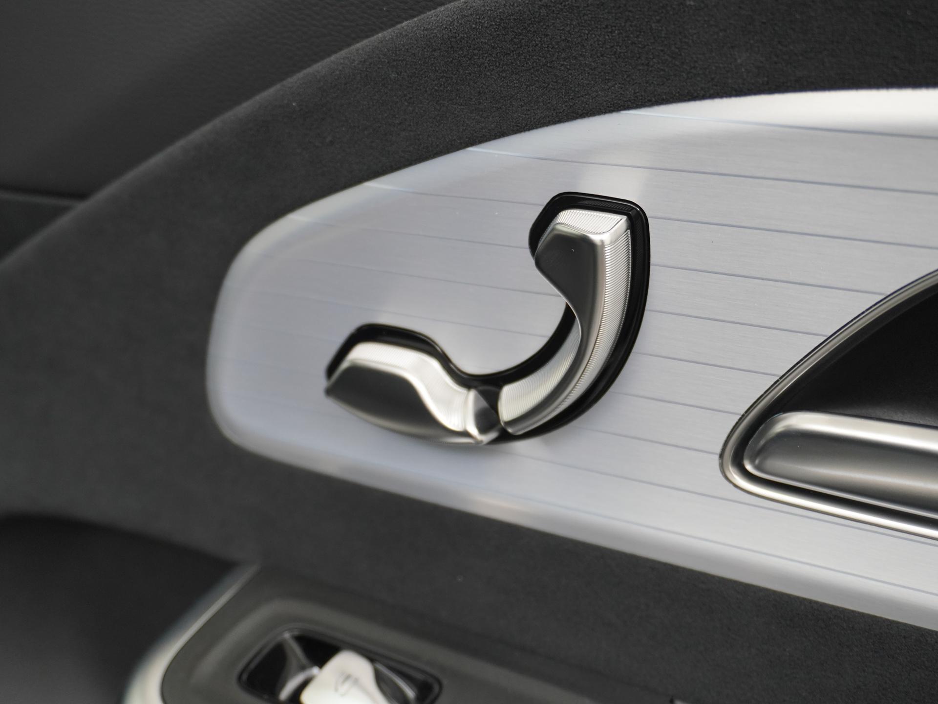 Mercedes-Benz CLA-Klasse 250+ Launch Edition 85 kWh Accu 44