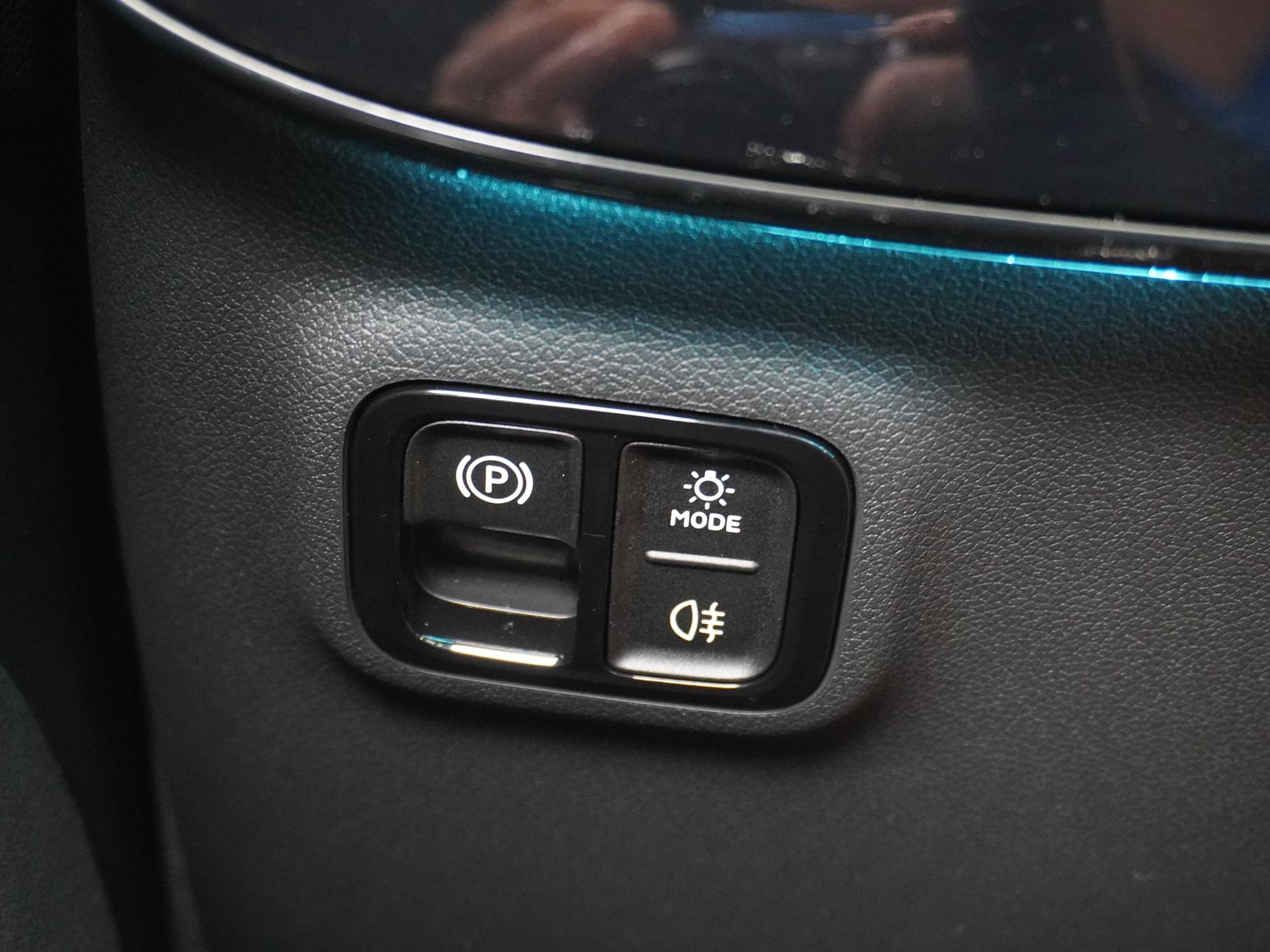 Mercedes-Benz CLA-Klasse 250+ Launch Edition 85 kWh Accu 24