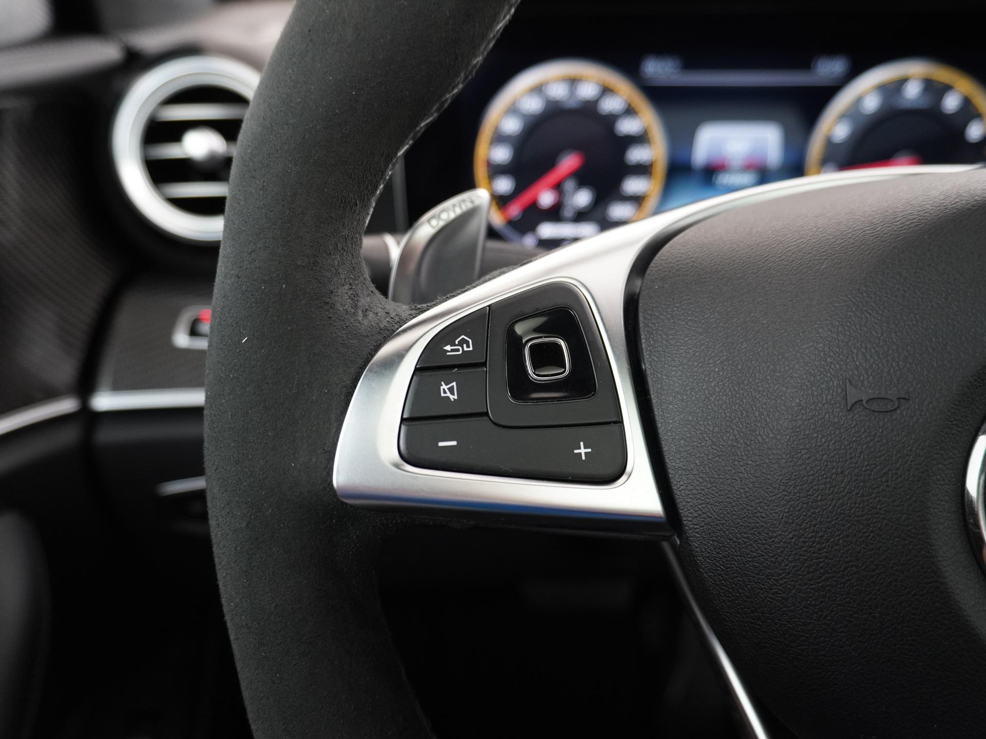 Mercedes-Benz E-Klasse AMG 63 S 4MATIC+ 30