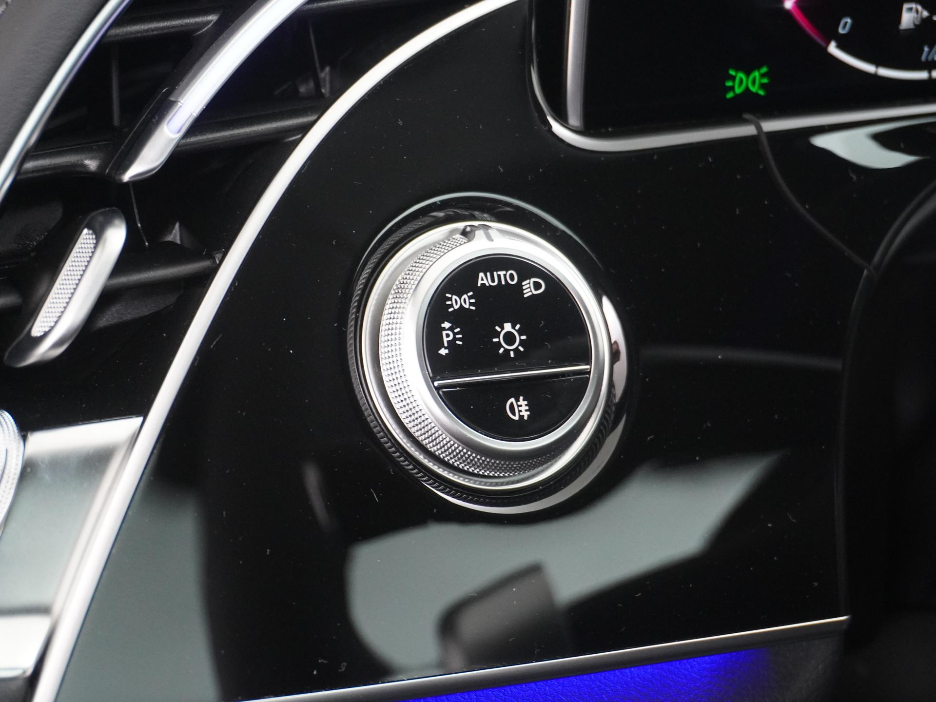 Mercedes-Benz E-Klasse 300 e Sport Edition 32