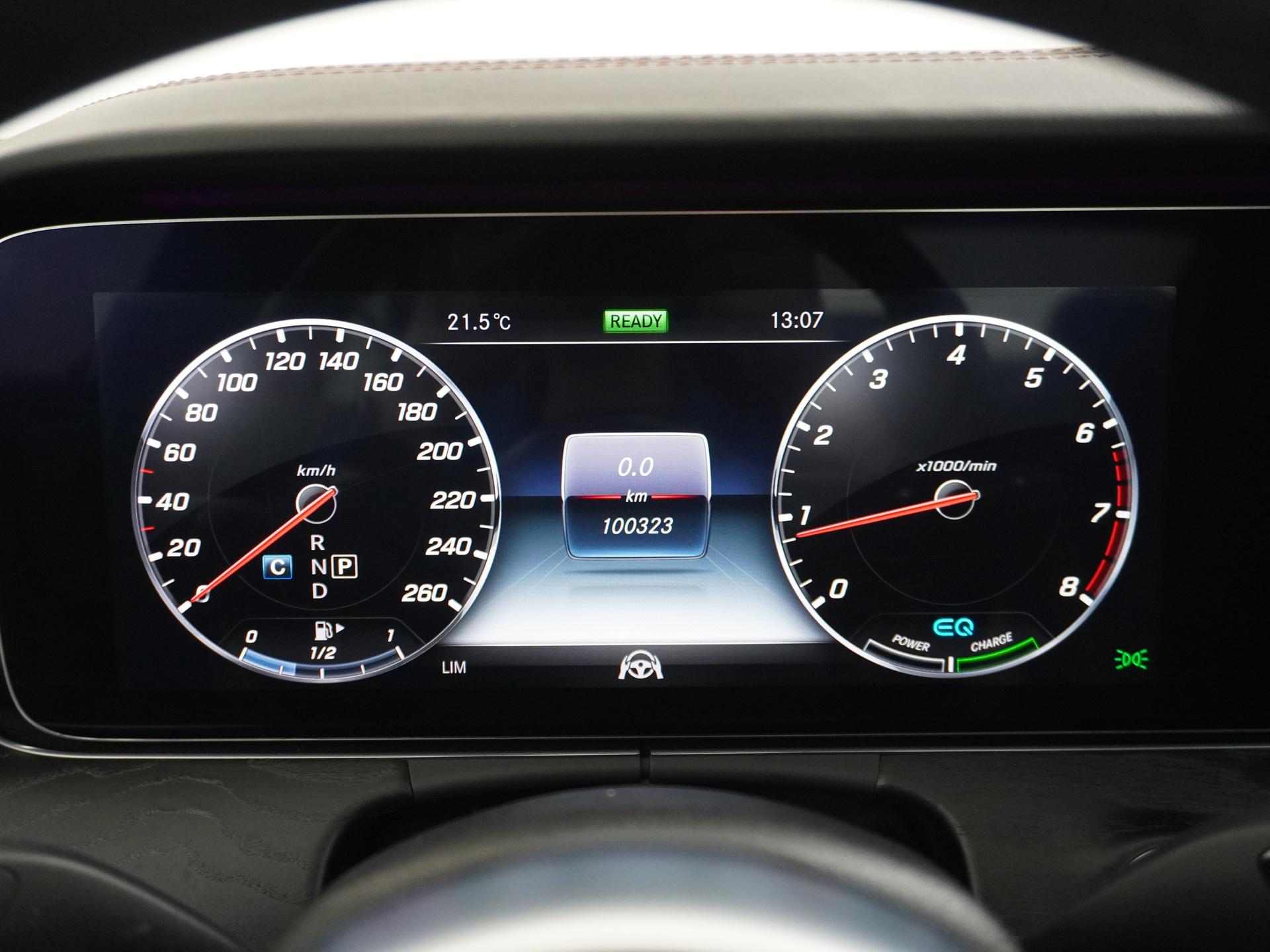 Mercedes-Benz CLS-Klasse 450 4MATIC Premium Plus 27