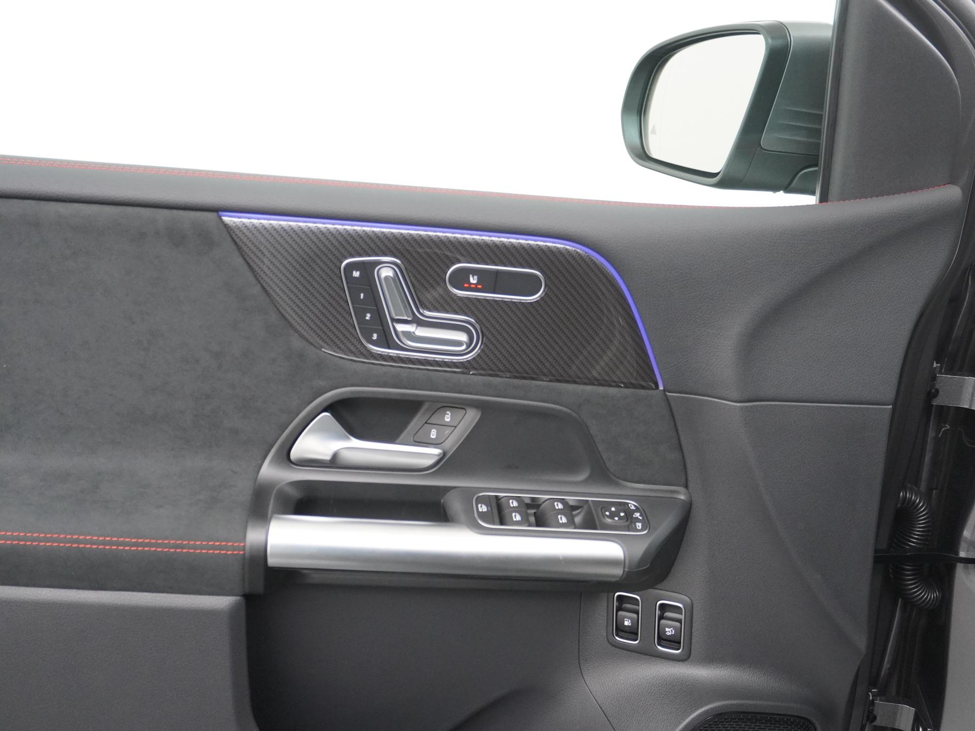 Mercedes-Benz B-Klasse 250 e Business Solution AMG 19