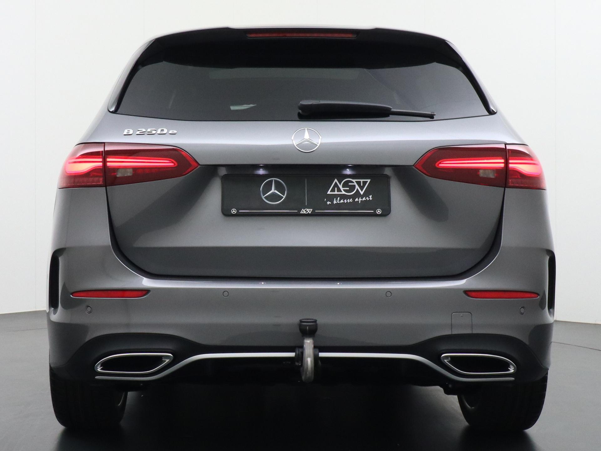 Mercedes-Benz B-Klasse 250 e Business Solution AMG 3