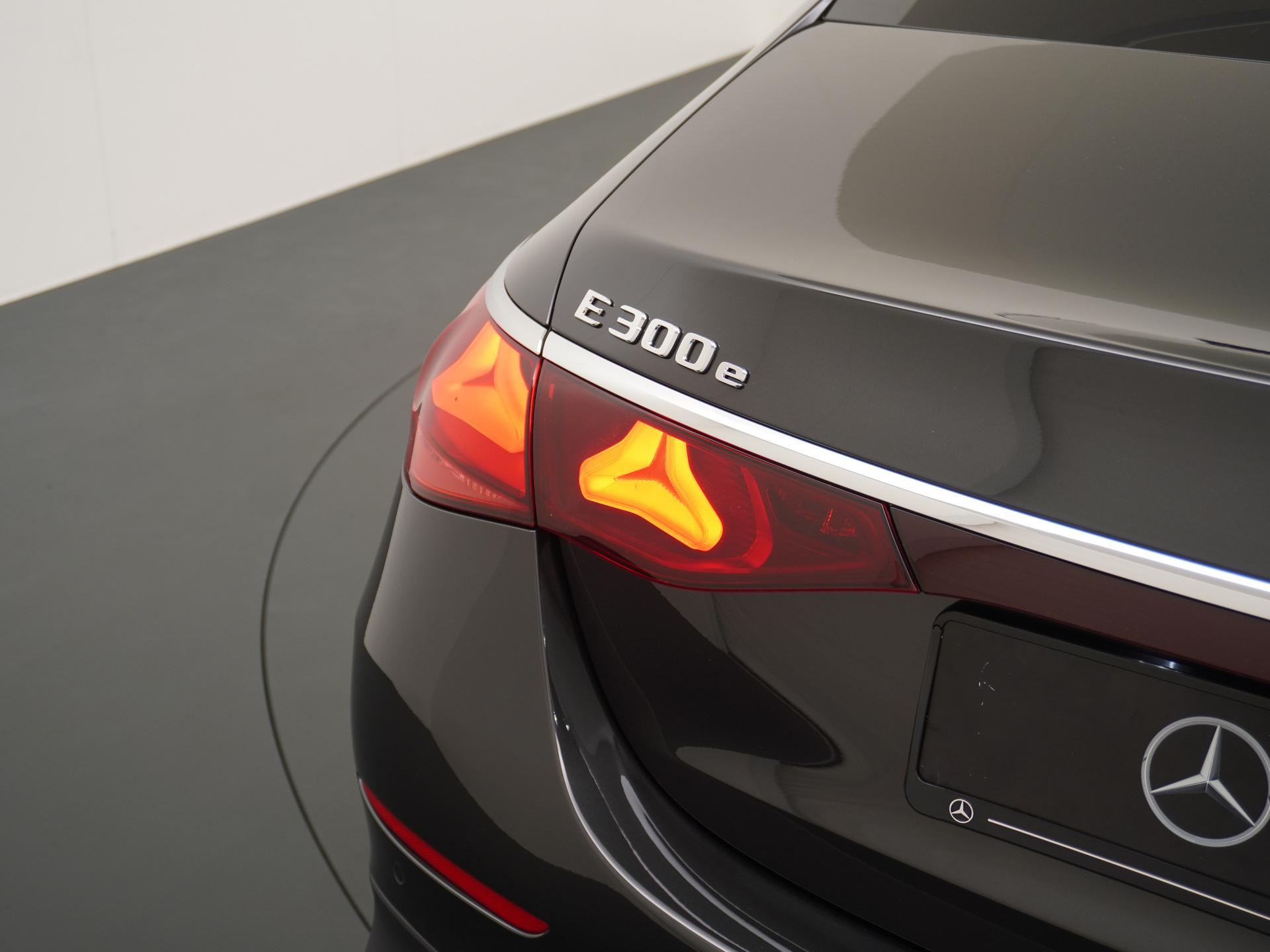 Mercedes-Benz E-Klasse 300 e Sport Edition 11