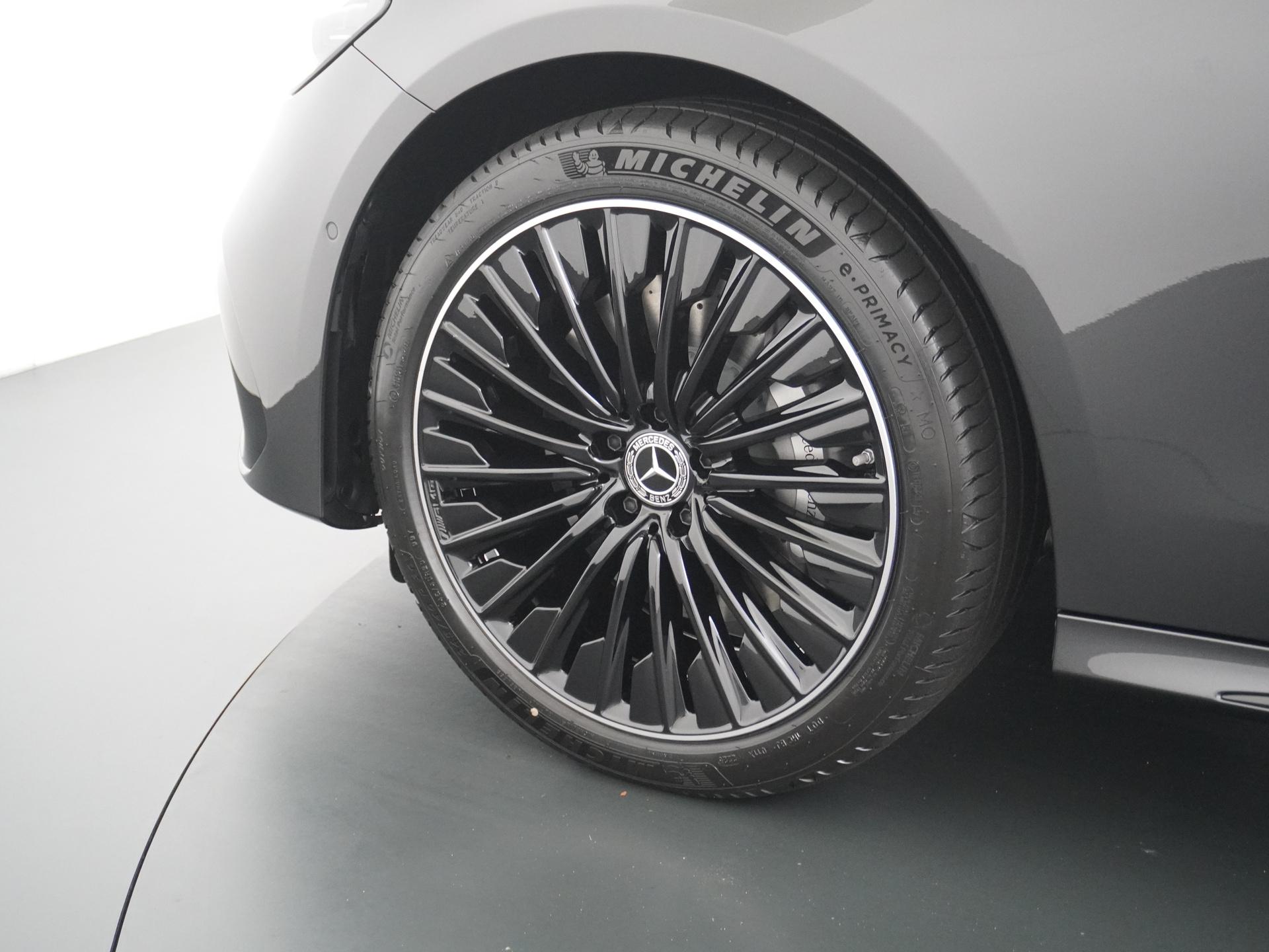 Mercedes-Benz E-Klasse 300 e Sport Edition 16