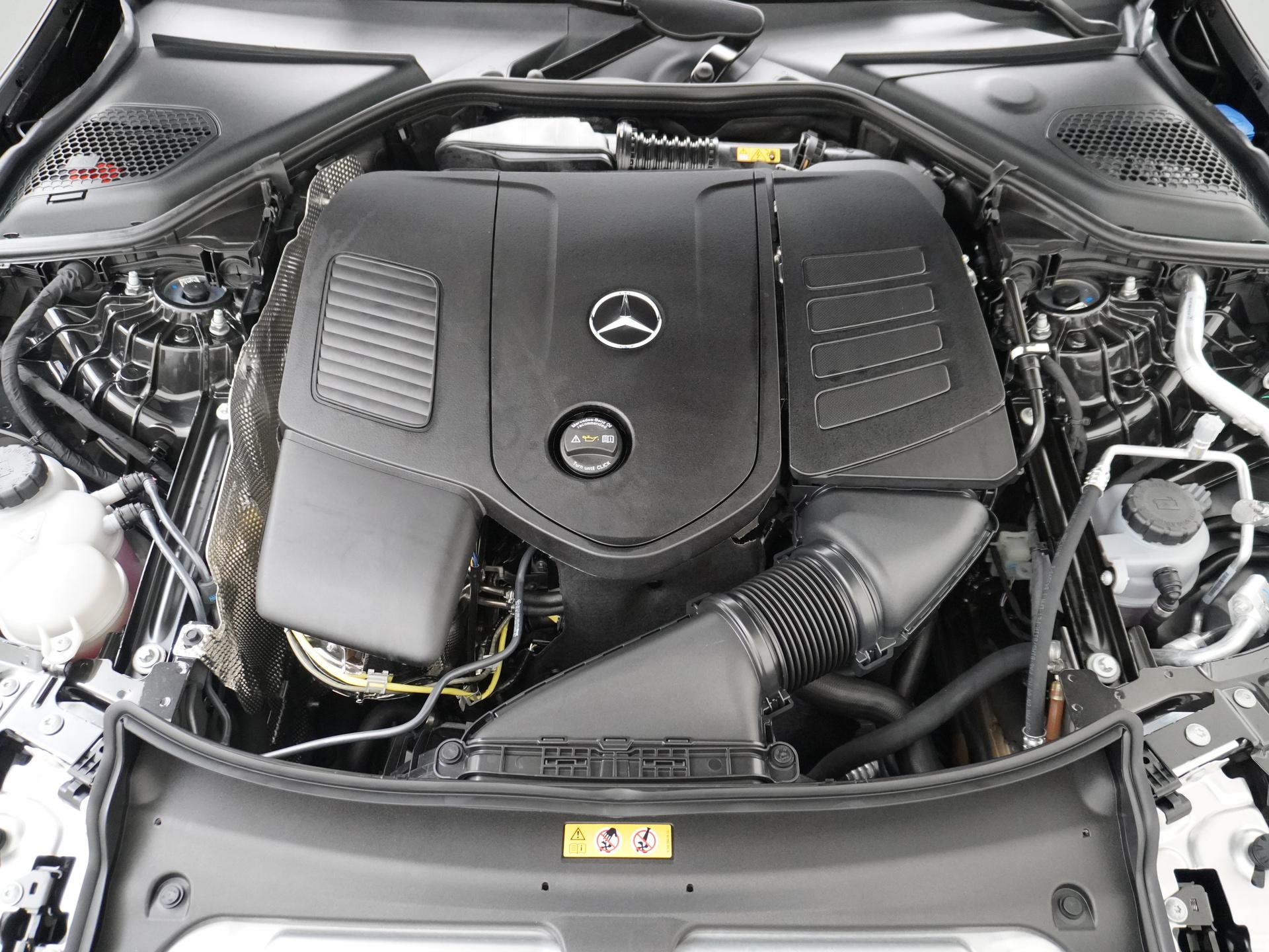 Mercedes-Benz E-Klasse 300 e Sport Edition 18