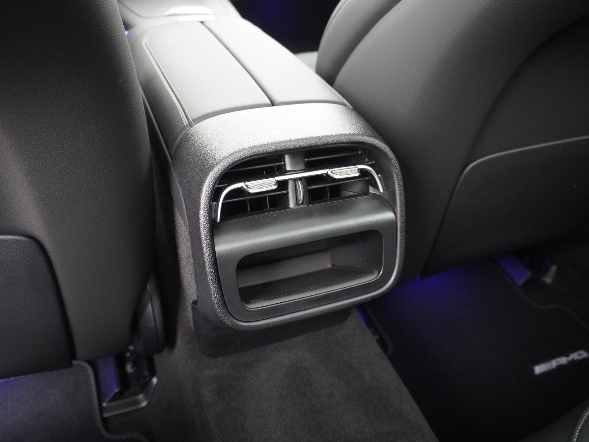 Mercedes-Benz E-Klasse 300 e Sport Edition 26