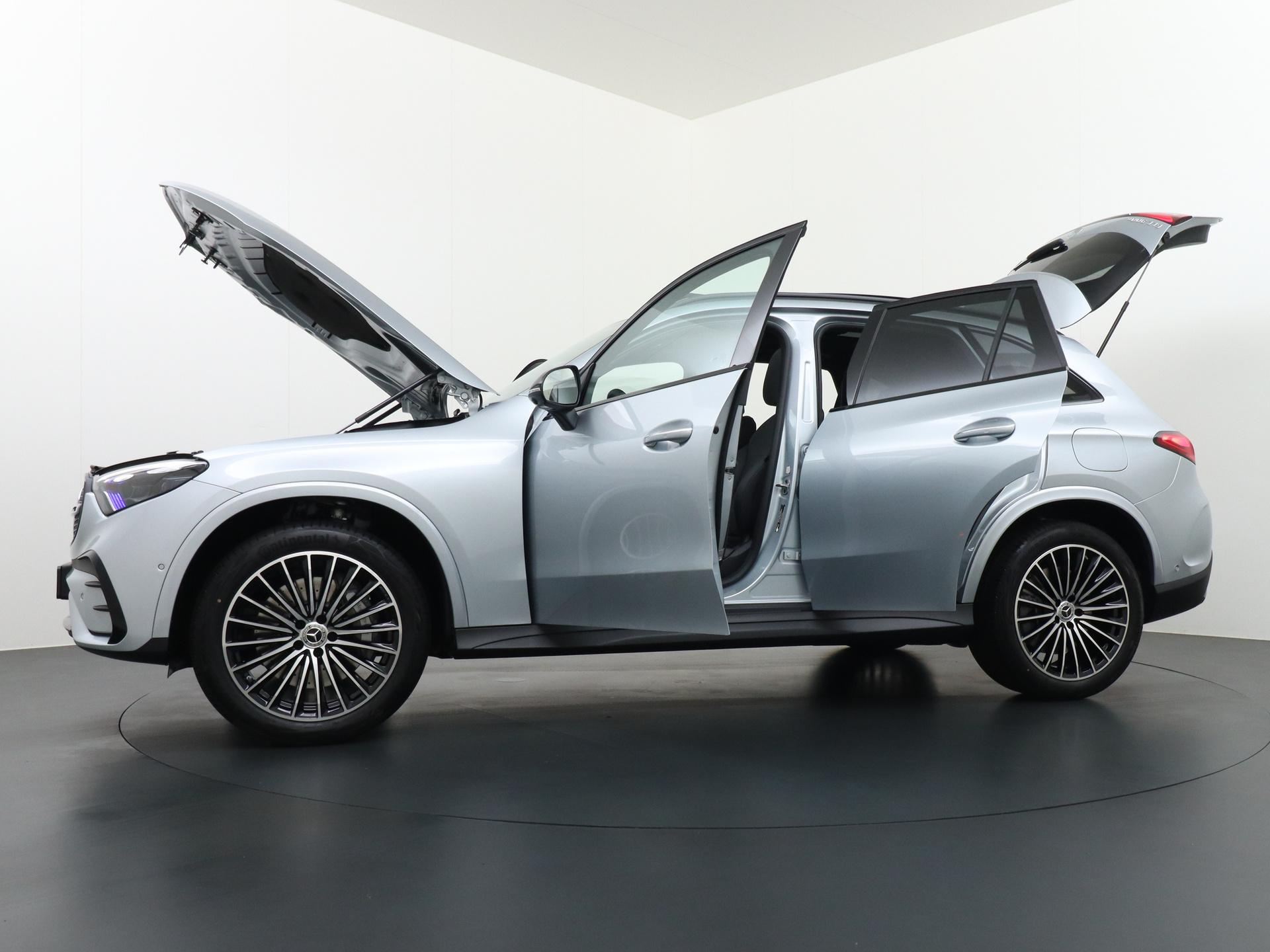 Mercedes-Benz GLC 300e 4MATIC Sport Edition 10