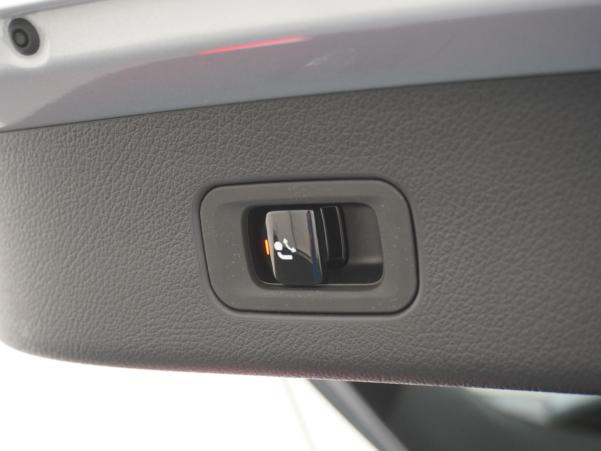 Mercedes-Benz GLC 300e 4MATIC Sport Edition 15