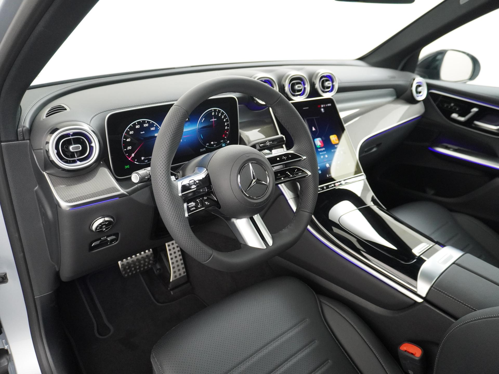 Mercedes-Benz GLC 300e 4MATIC Sport Edition 20