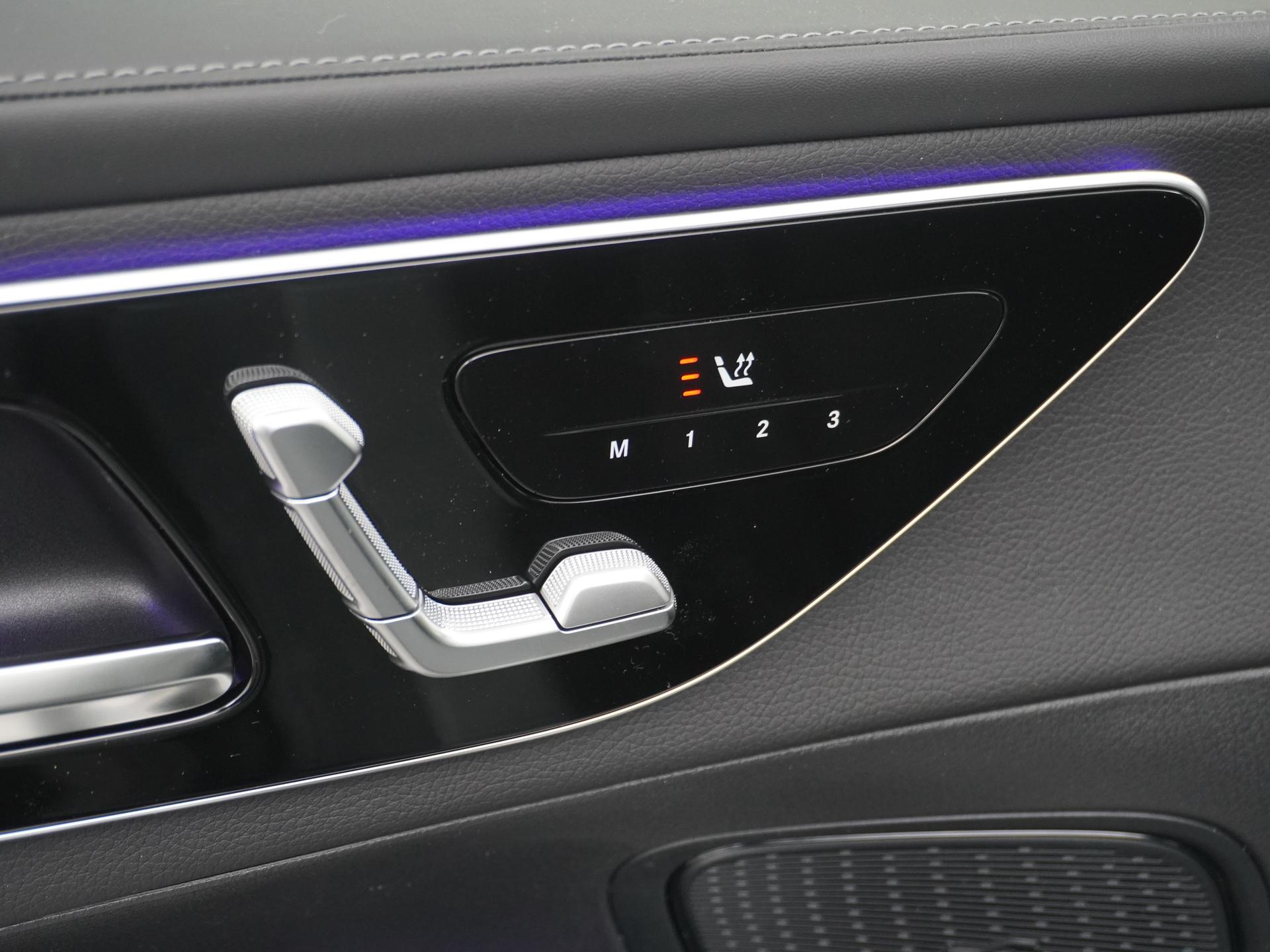 Mercedes-Benz GLC 300e 4MATIC Sport Edition 22