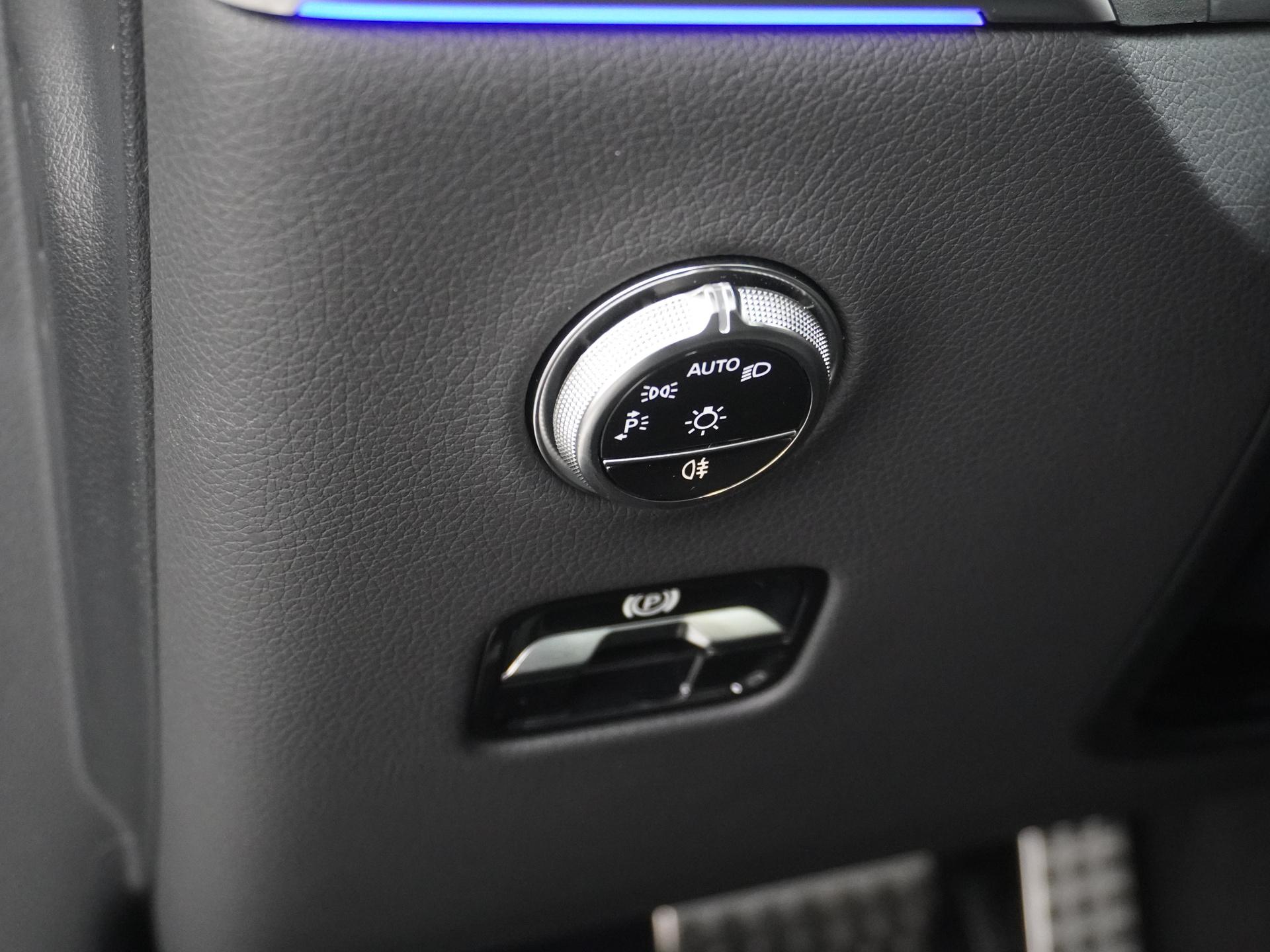 Mercedes-Benz GLC 300e 4MATIC Sport Edition 24