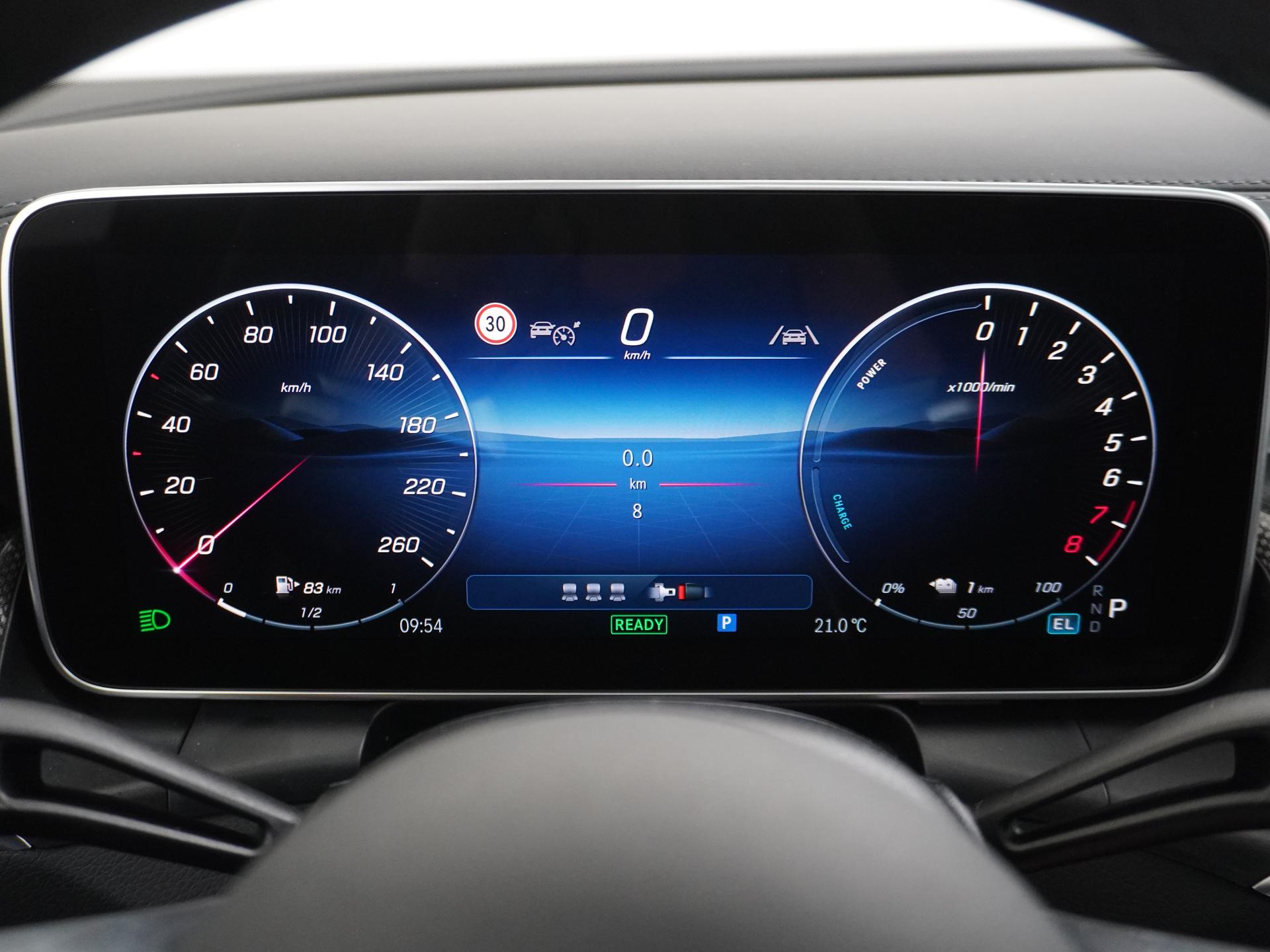 Mercedes-Benz GLC 300e 4MATIC Sport Edition 35