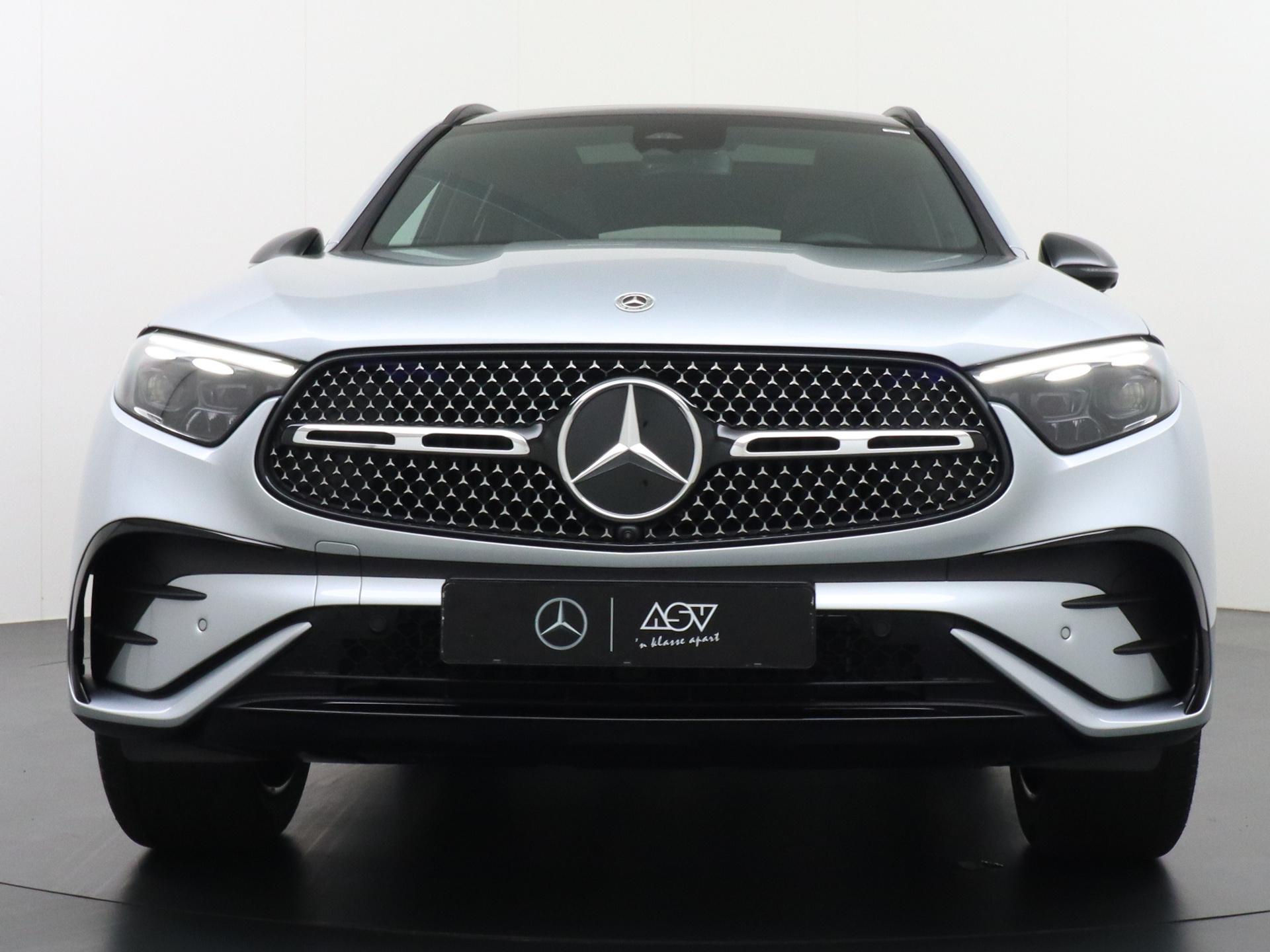 Mercedes-Benz GLC 300e 4MATIC Sport Edition 7