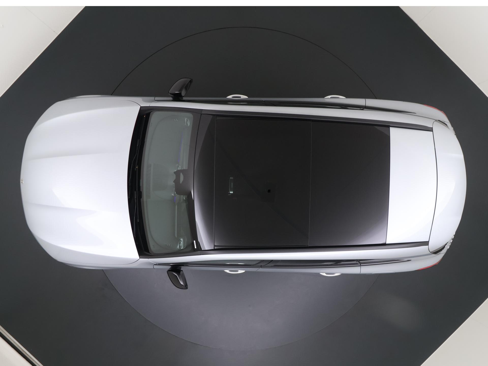 Mercedes-Benz GLC 300e 4MATIC Sport Edition 8