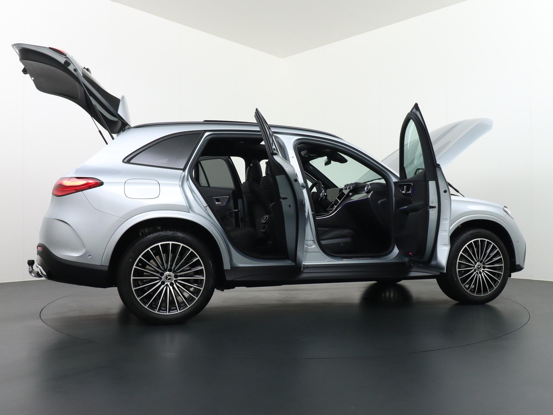 Mercedes-Benz GLC 300e 4MATIC Sport Edition 9