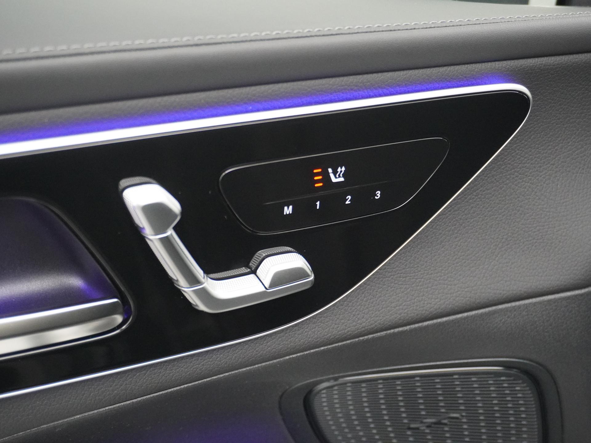 Mercedes-Benz GLC 300e 4MATIC Sport Edition 22