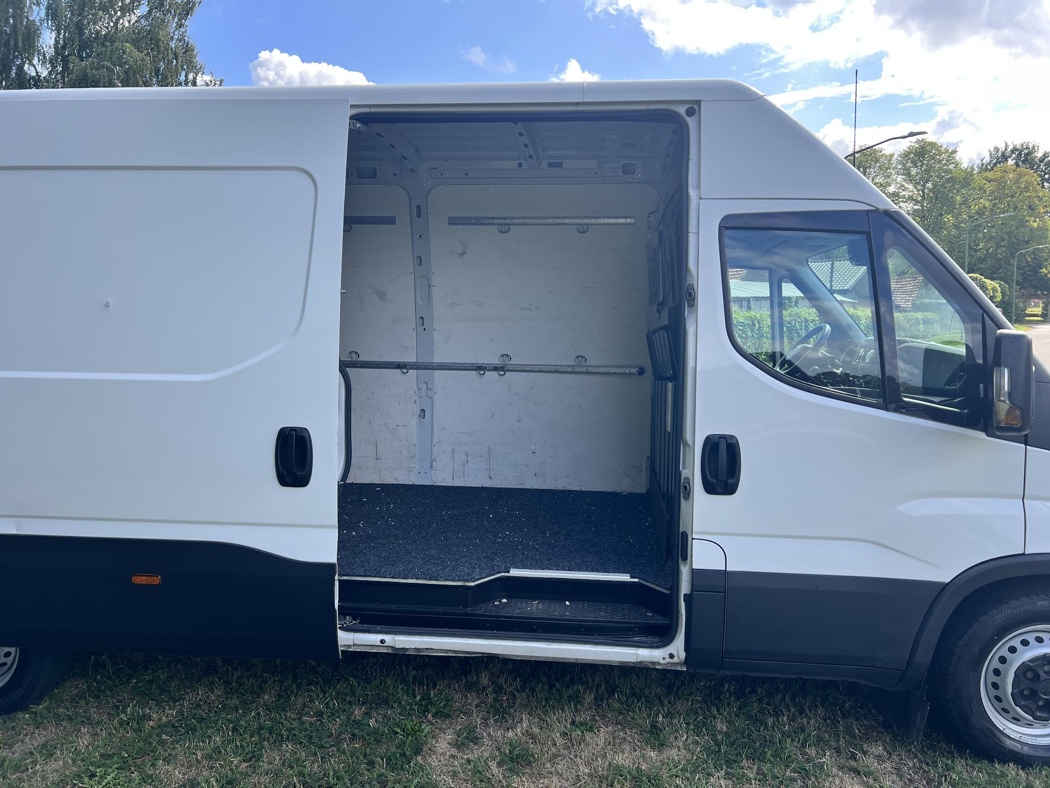 Iveco Daily 35S16V 2.3 410 H2 3