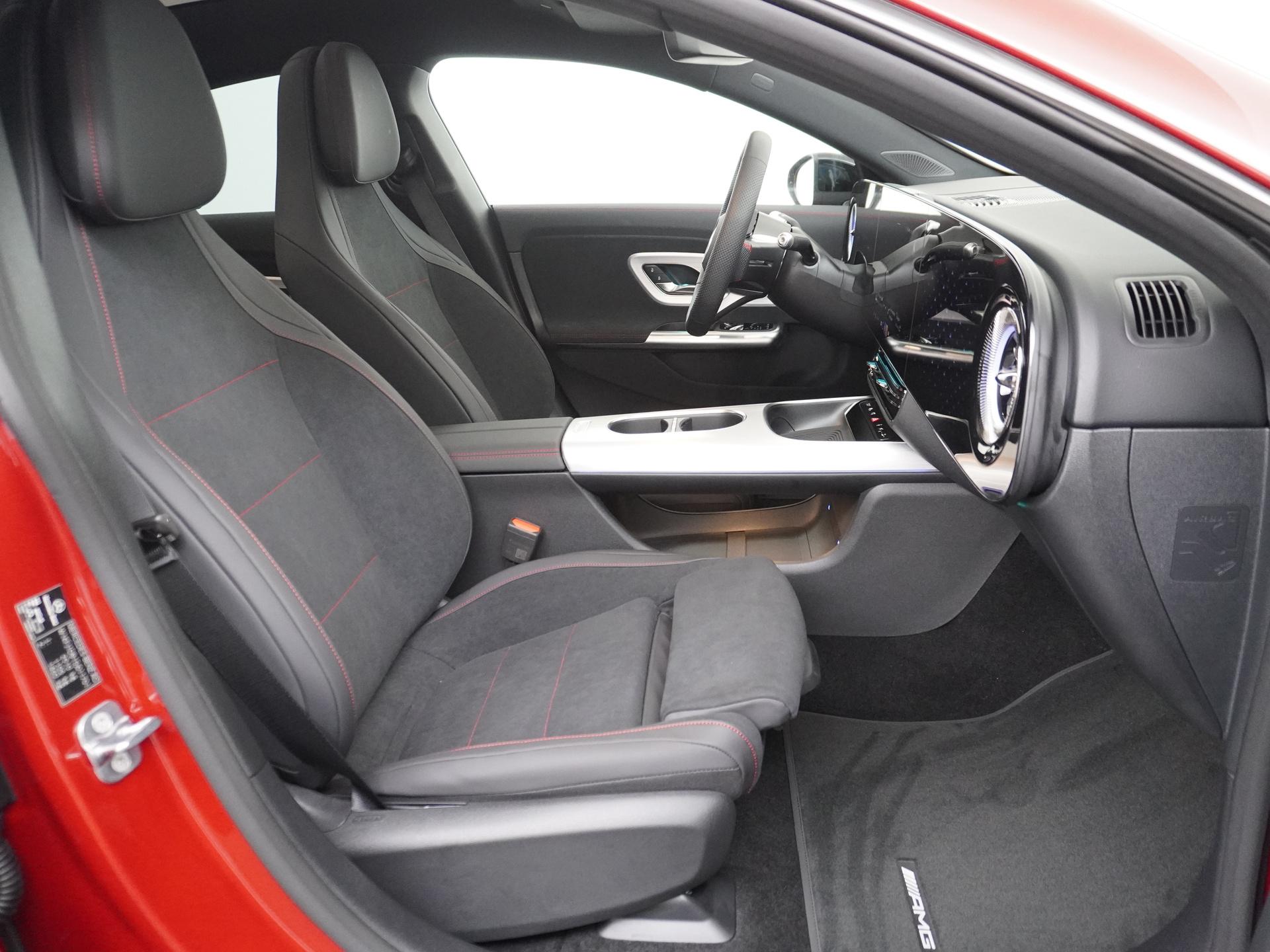 Mercedes-Benz CLA-Klasse 250+ Launch Edition 85 kWh Accu 43