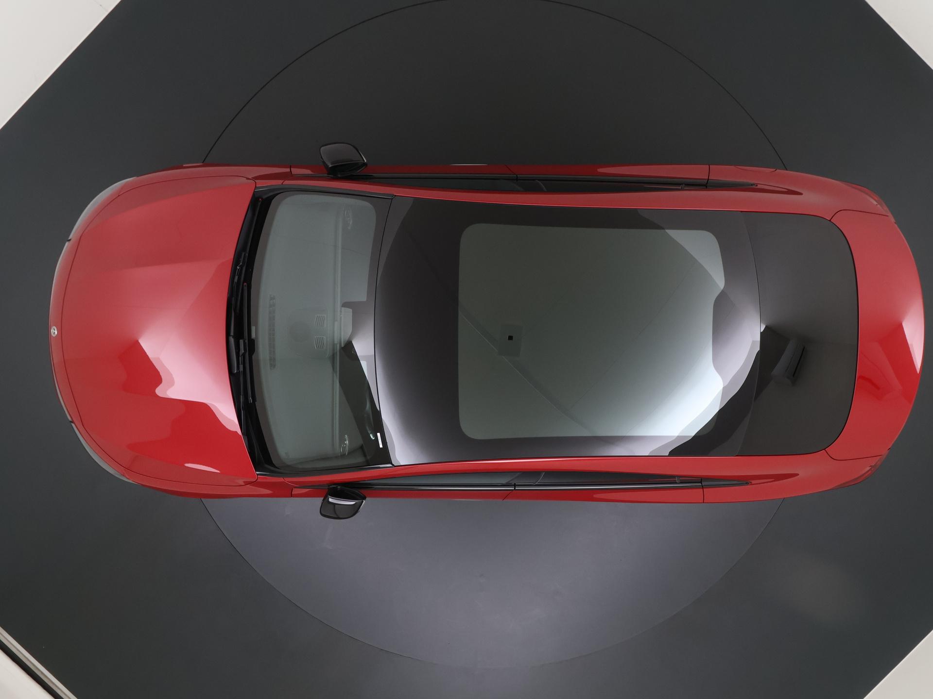 Mercedes-Benz CLA-Klasse 250+ Launch Edition 85 kWh Accu 8