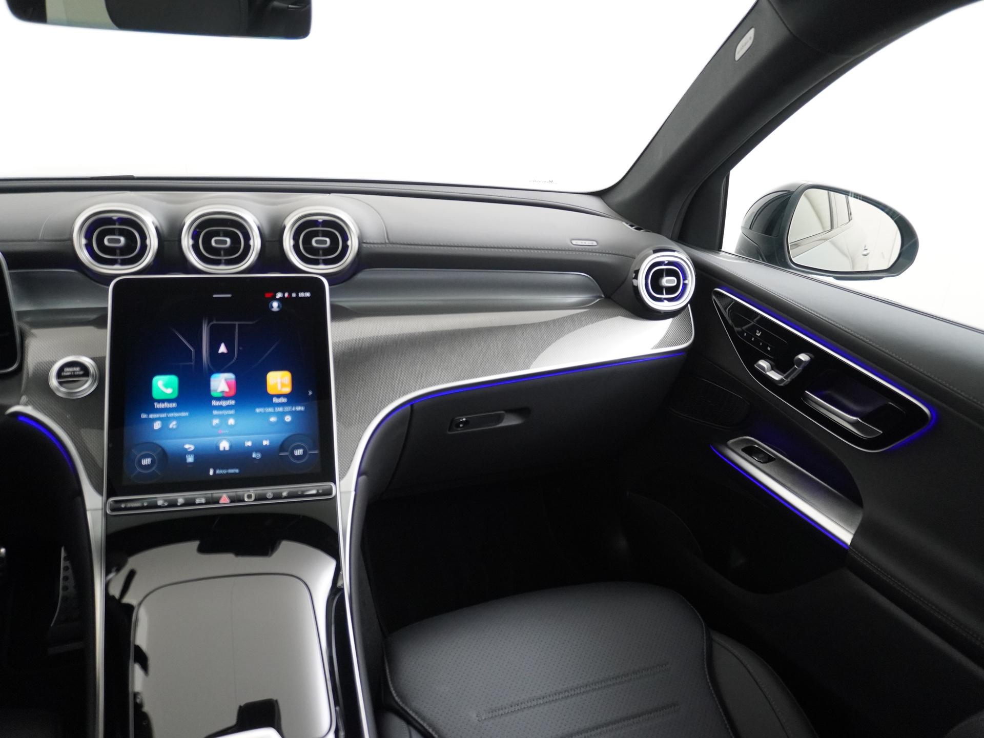 Mercedes-Benz GLC 300e 4MATIC Sport Edition 28