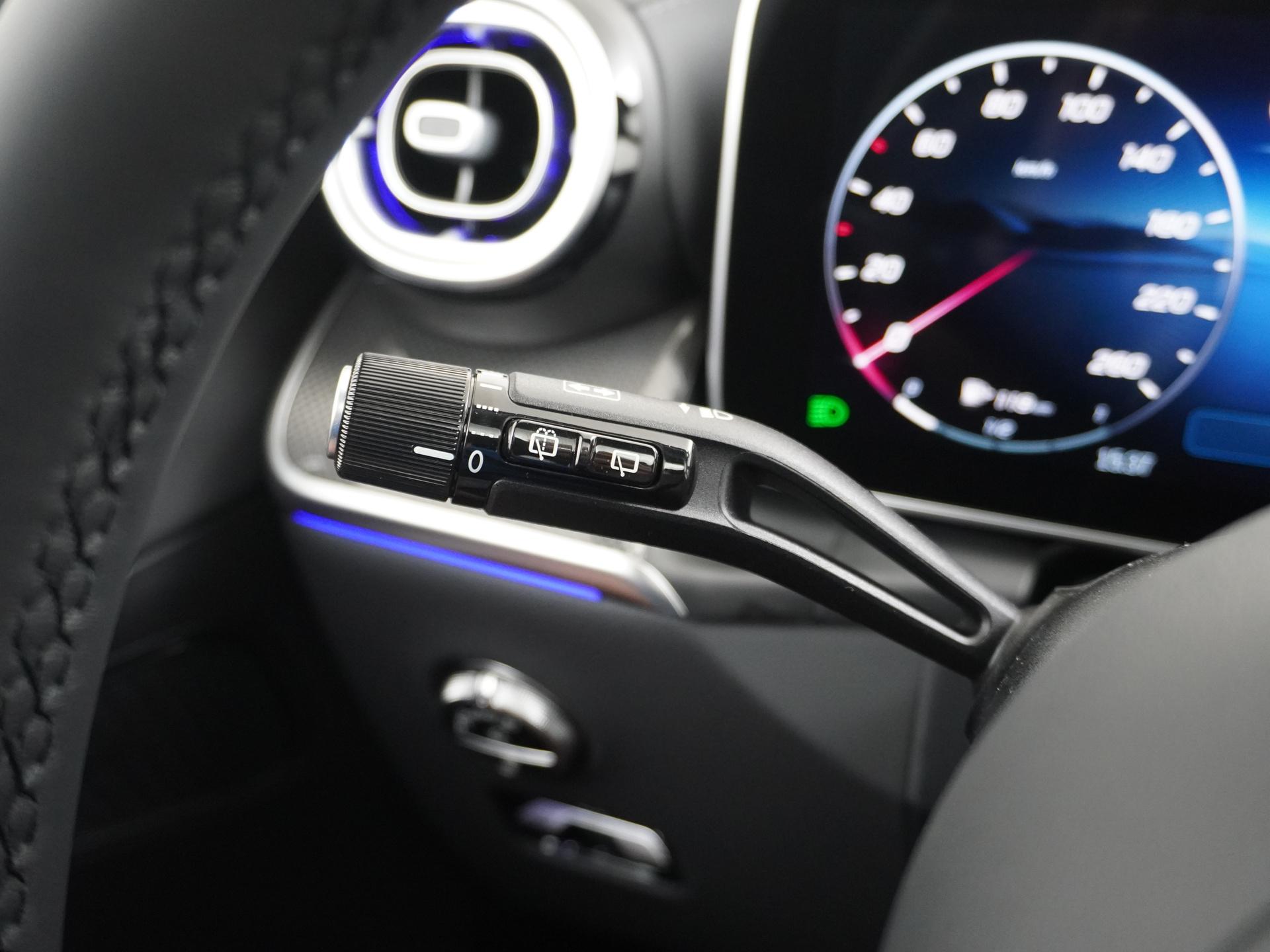 Mercedes-Benz GLC 300e 4MATIC Sport Edition 29