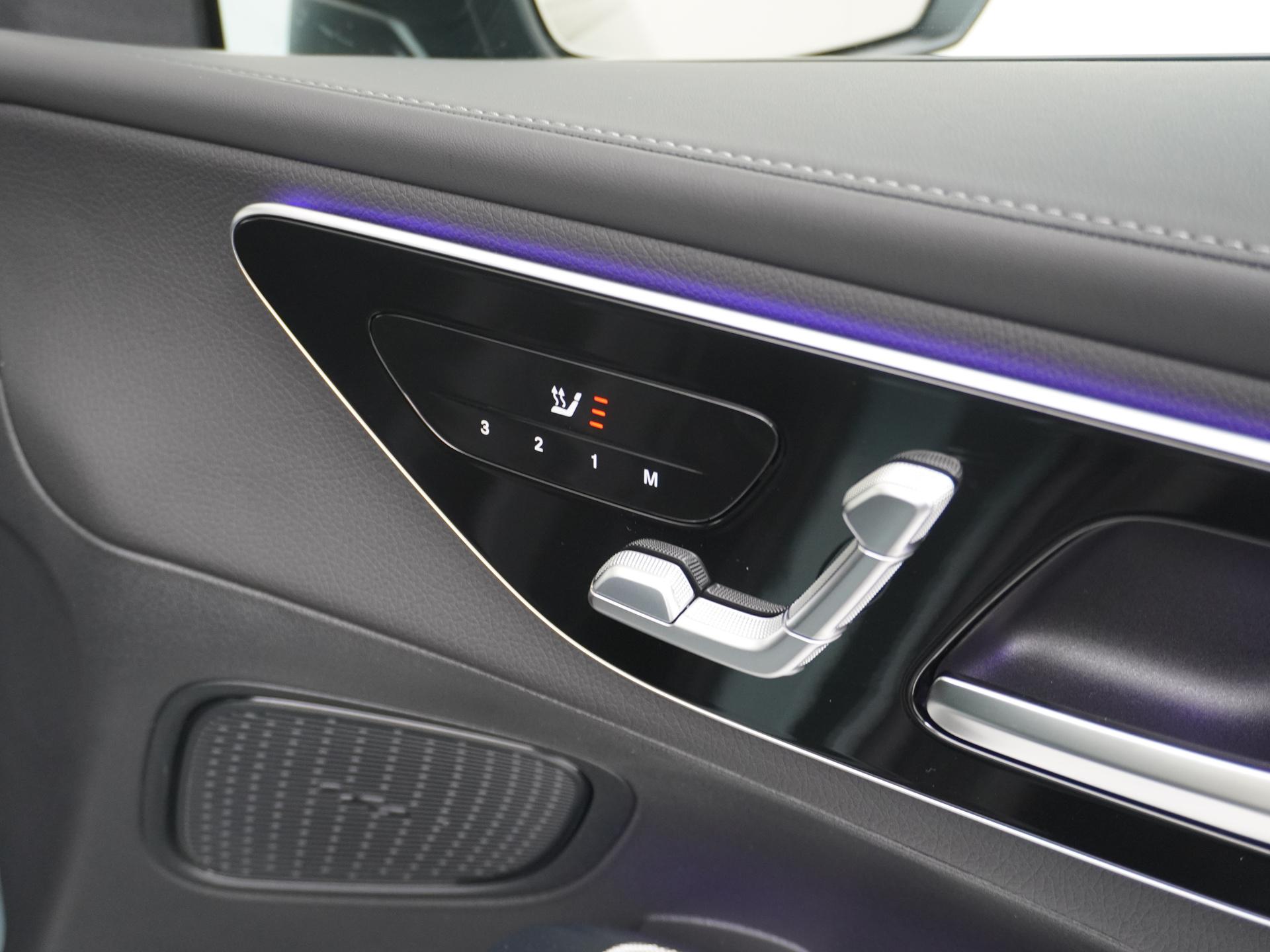 Mercedes-Benz GLC 300e 4MATIC Sport Edition 47