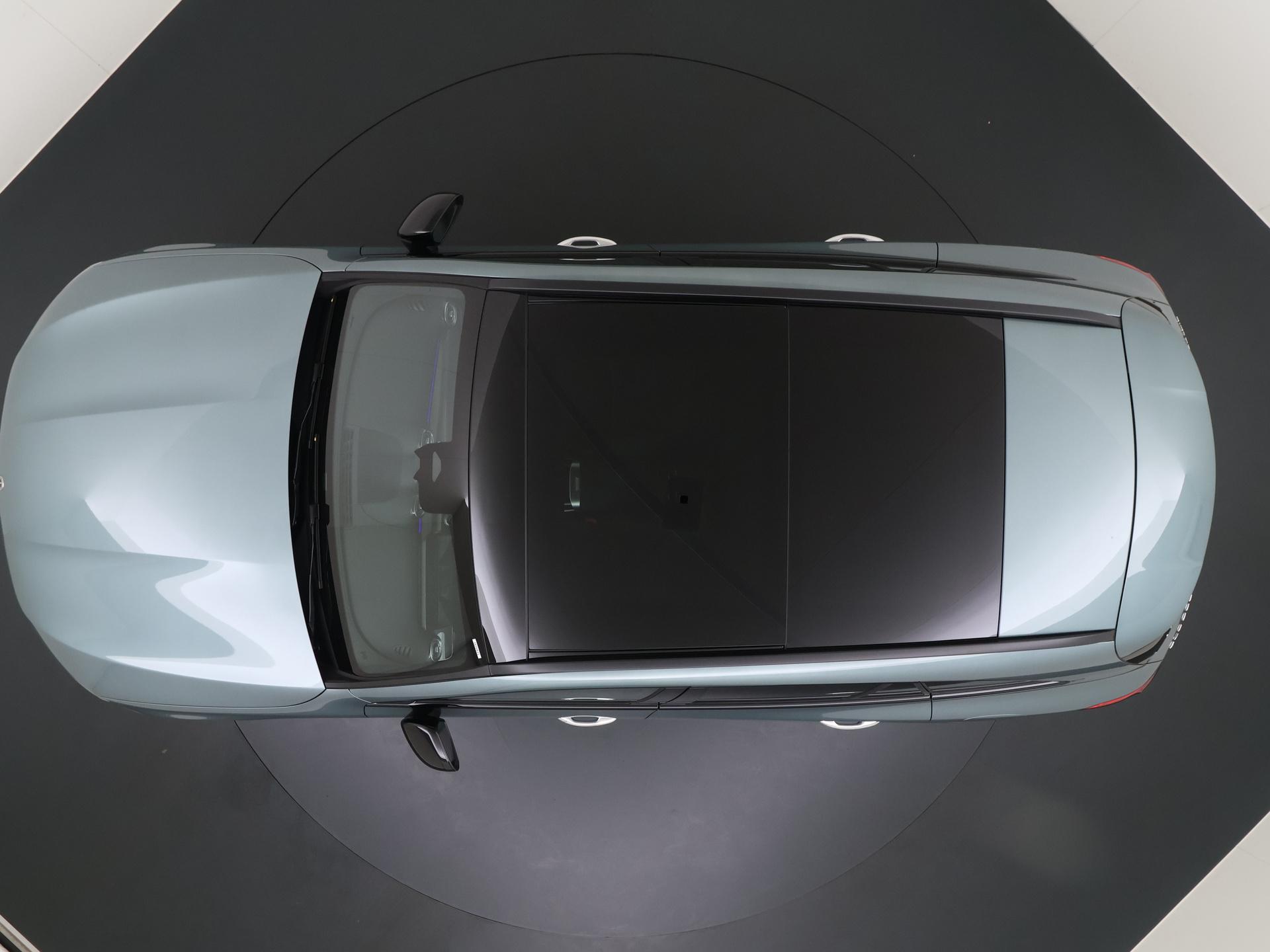 Mercedes-Benz GLC 300e 4MATIC Sport Edition 8