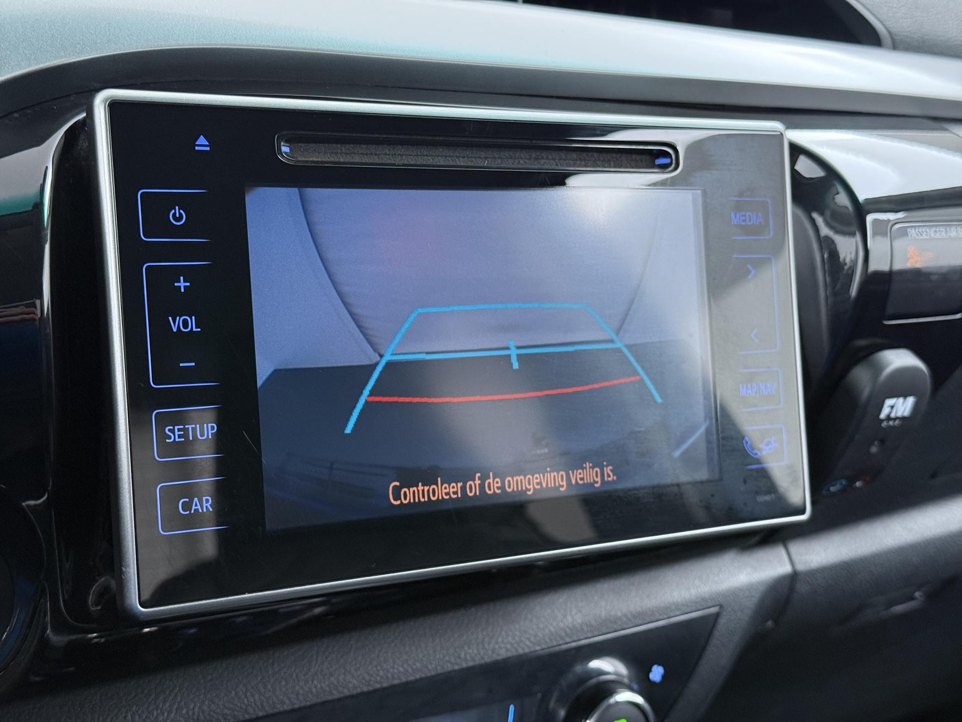 Toyota HiLux 2.4 D-4D-F 4WD 4x4 Xtra Cab Challenger 11