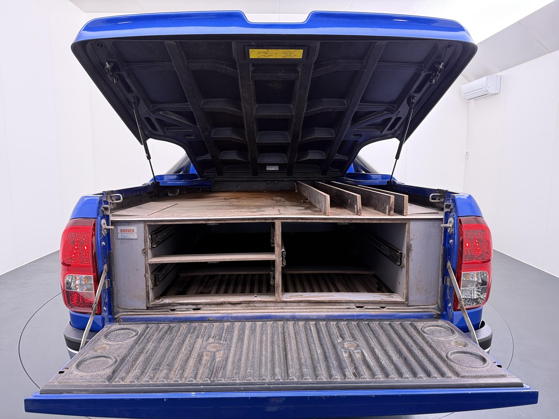 Toyota HiLux 2.4 D-4D-F 4WD 4x4 Xtra Cab Challenger 19