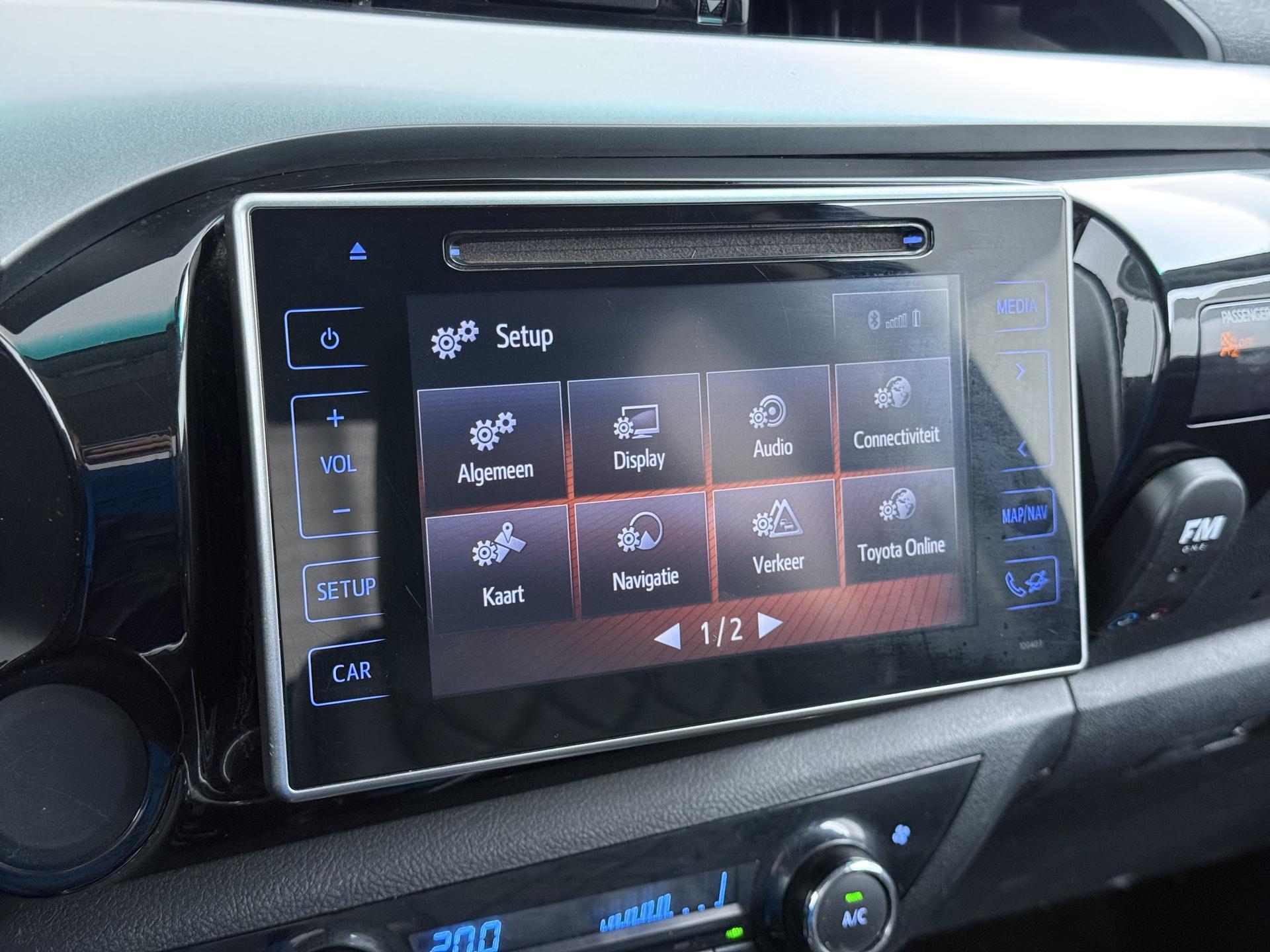 Toyota HiLux 2.4 D-4D-F 4WD 4x4 Xtra Cab Challenger 26