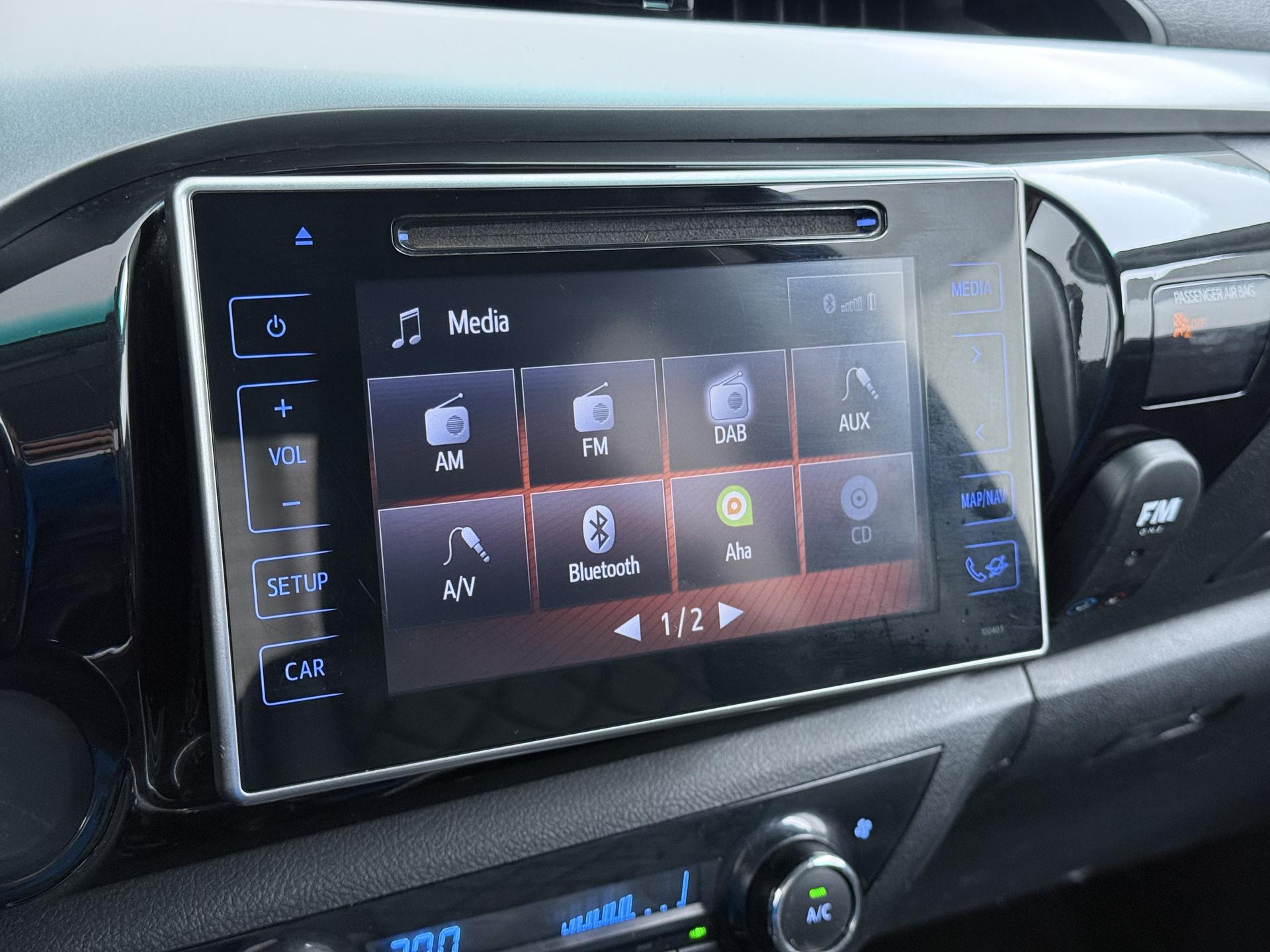 Toyota HiLux 2.4 D-4D-F 4WD 4x4 Xtra Cab Challenger 27