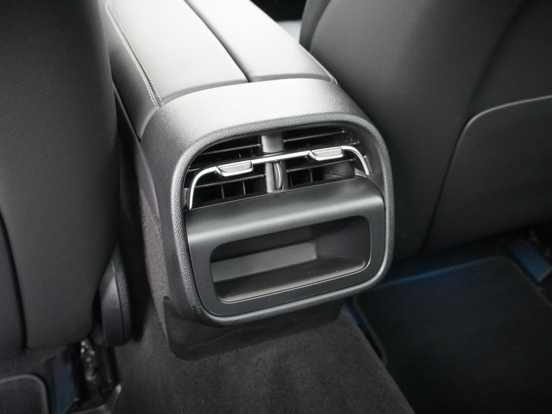 Mercedes-Benz E-Klasse Estate 300 e AMG Line 26