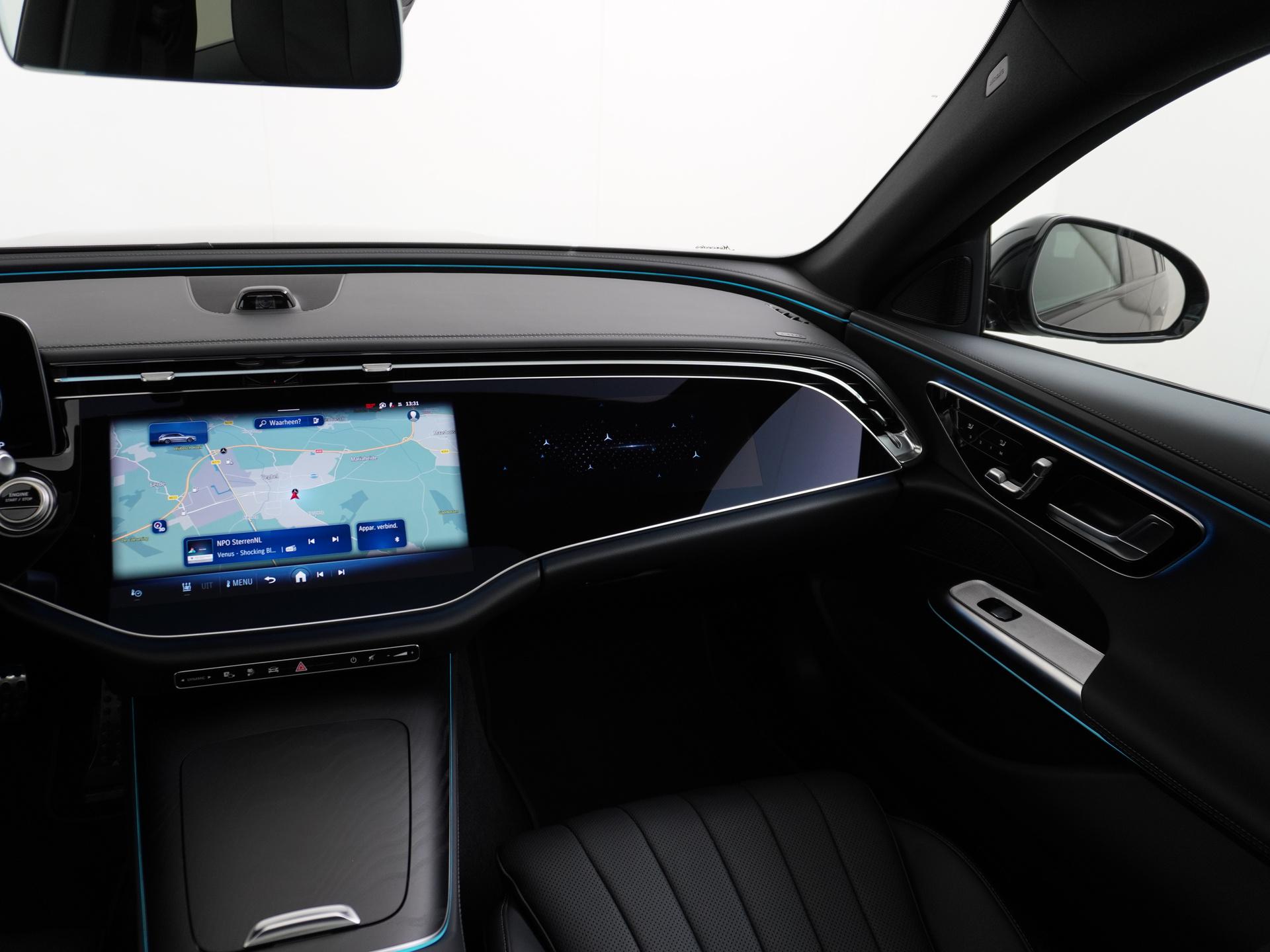 Mercedes-Benz E-Klasse Estate 300 e AMG Line 29