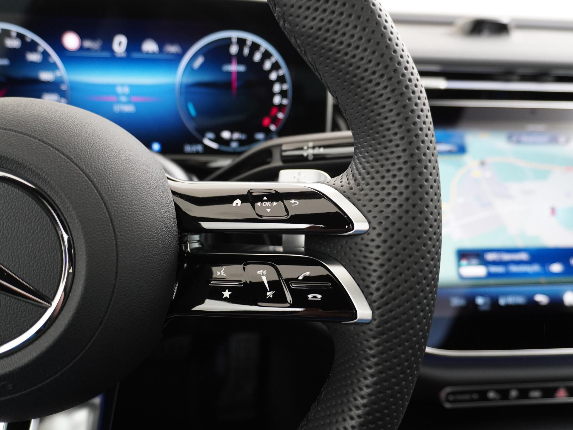 Mercedes-Benz E-Klasse Estate 300 e AMG Line 34