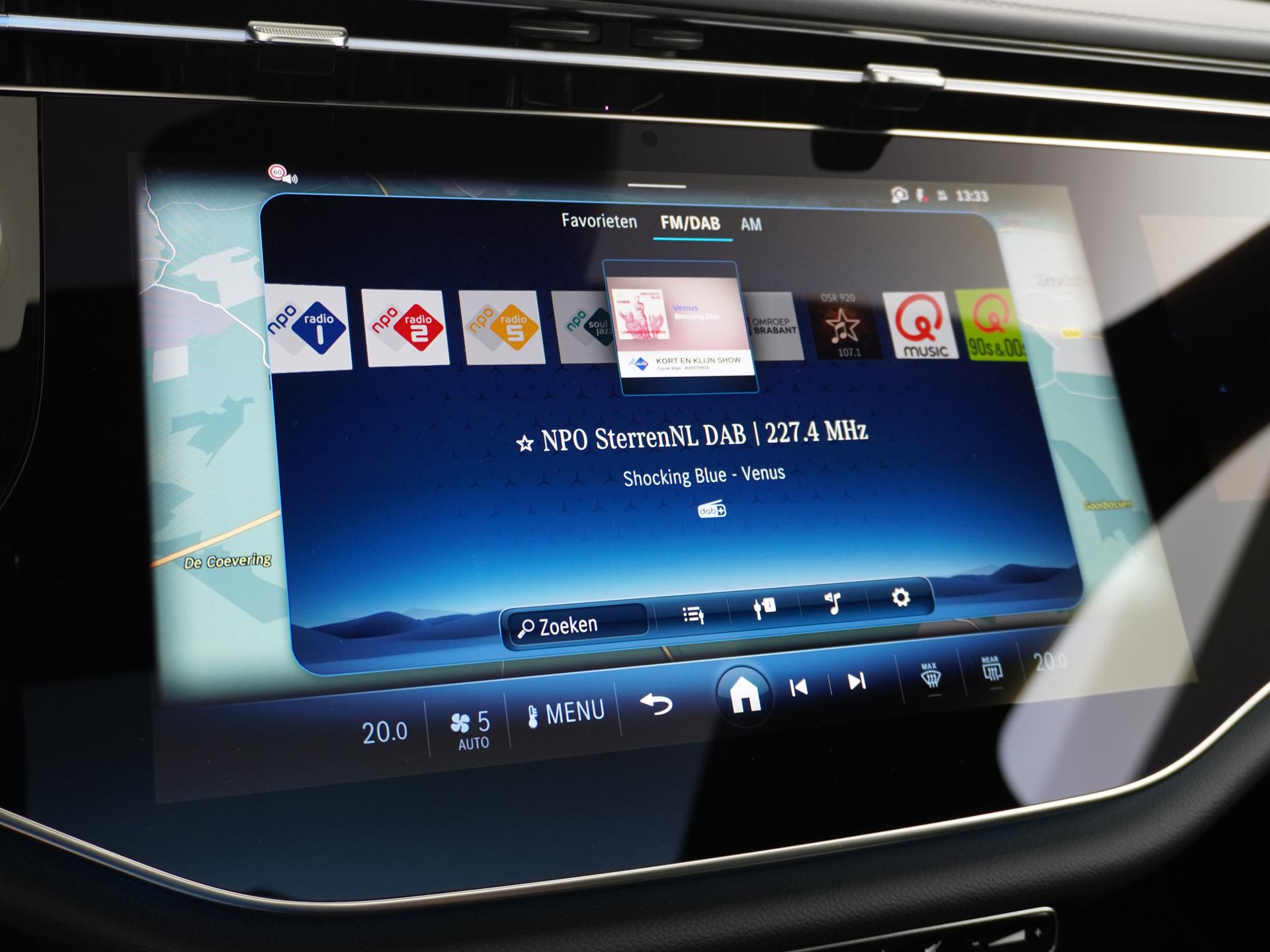 Mercedes-Benz E-Klasse Estate 300 e AMG Line 42