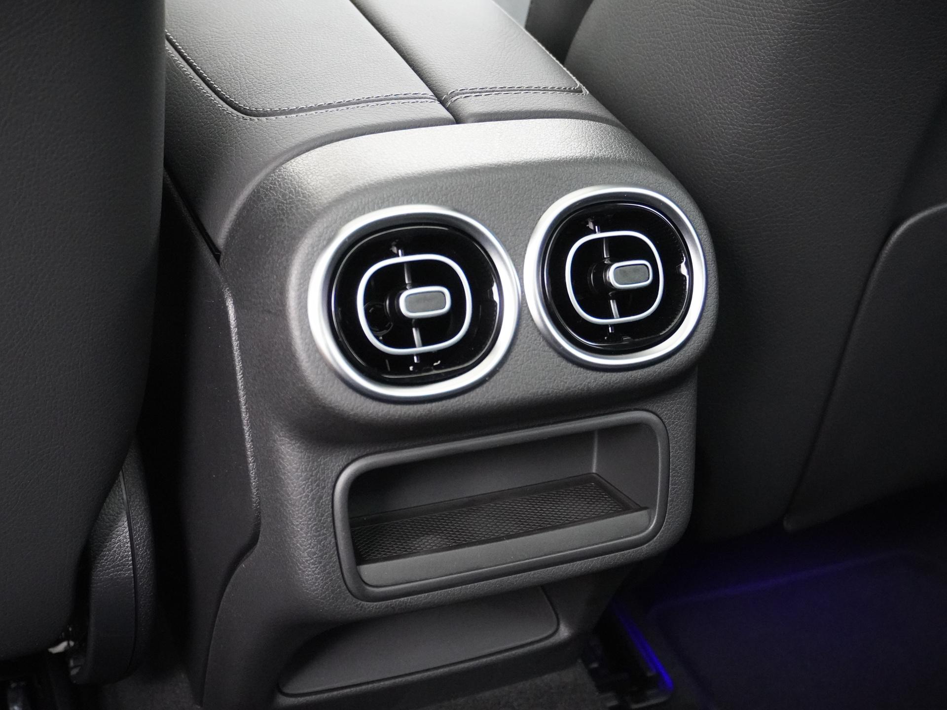 Mercedes-Benz GLC 300e 4MATIC Sport Edition 26