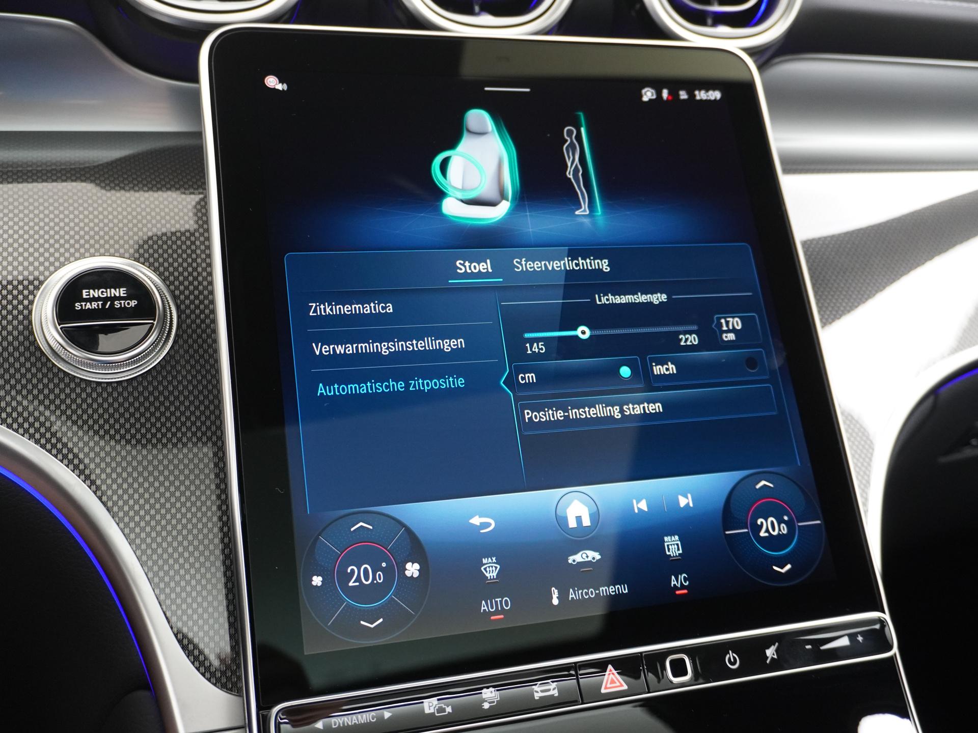 Mercedes-Benz GLC 300e 4MATIC Sport Edition 46